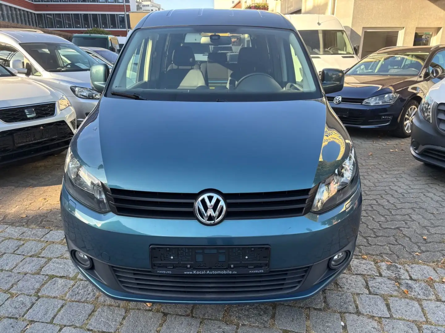 Volkswagen Caddy 1,2TSI 77kW Team Klimaaut. 7-Sitzer 1.Hand Grün - 2