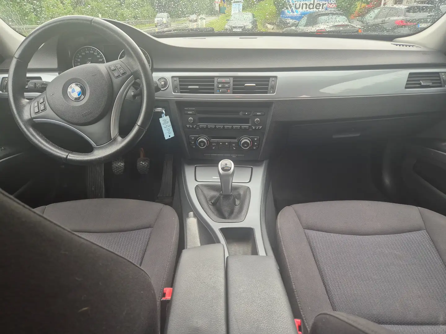 BMW 318 318i Touring TÜV NEU KD NEU AHK Sitzhzg Tempoma Gris - 2