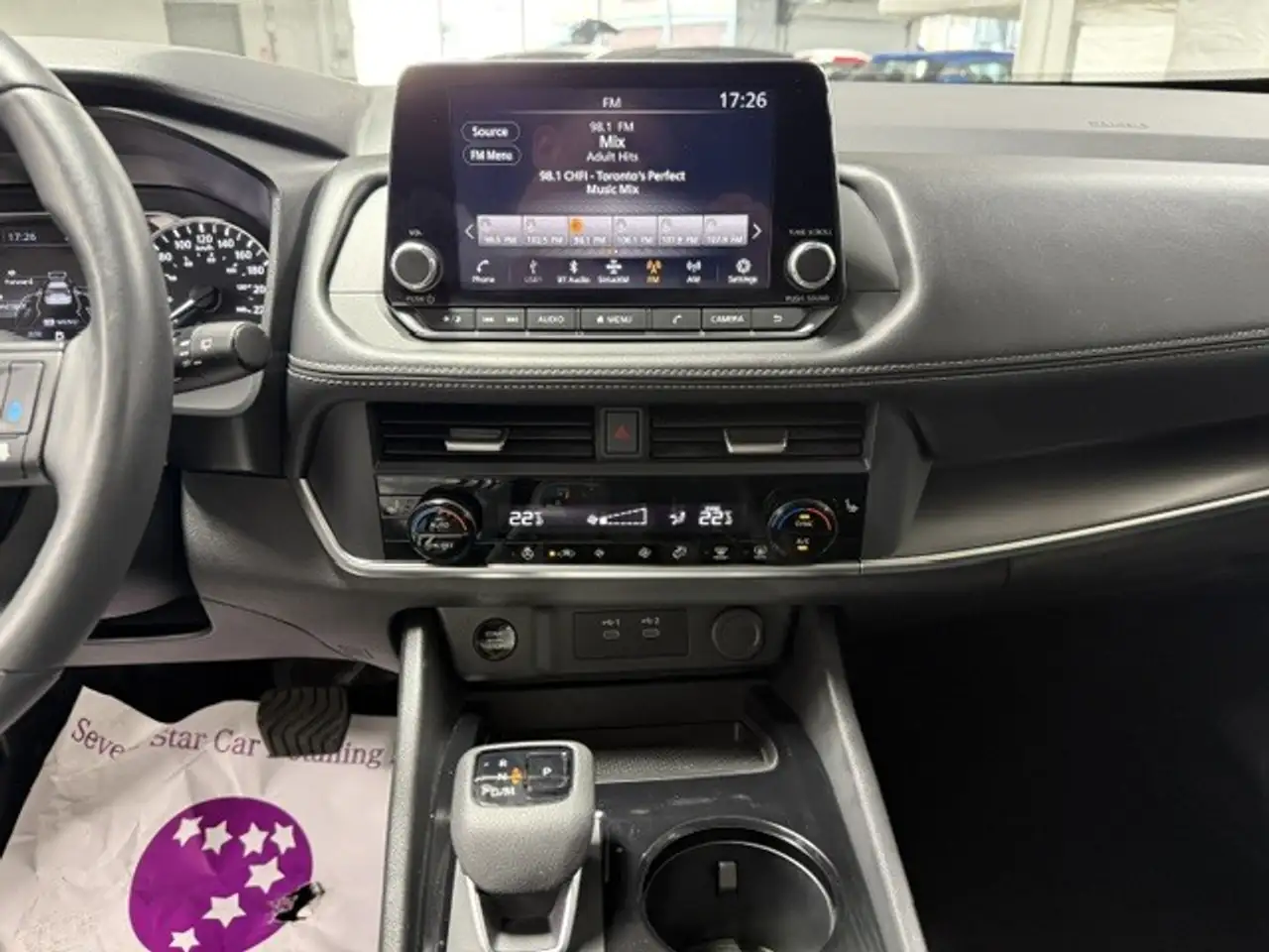 Nissan Rogue снимка Nissan Rogue