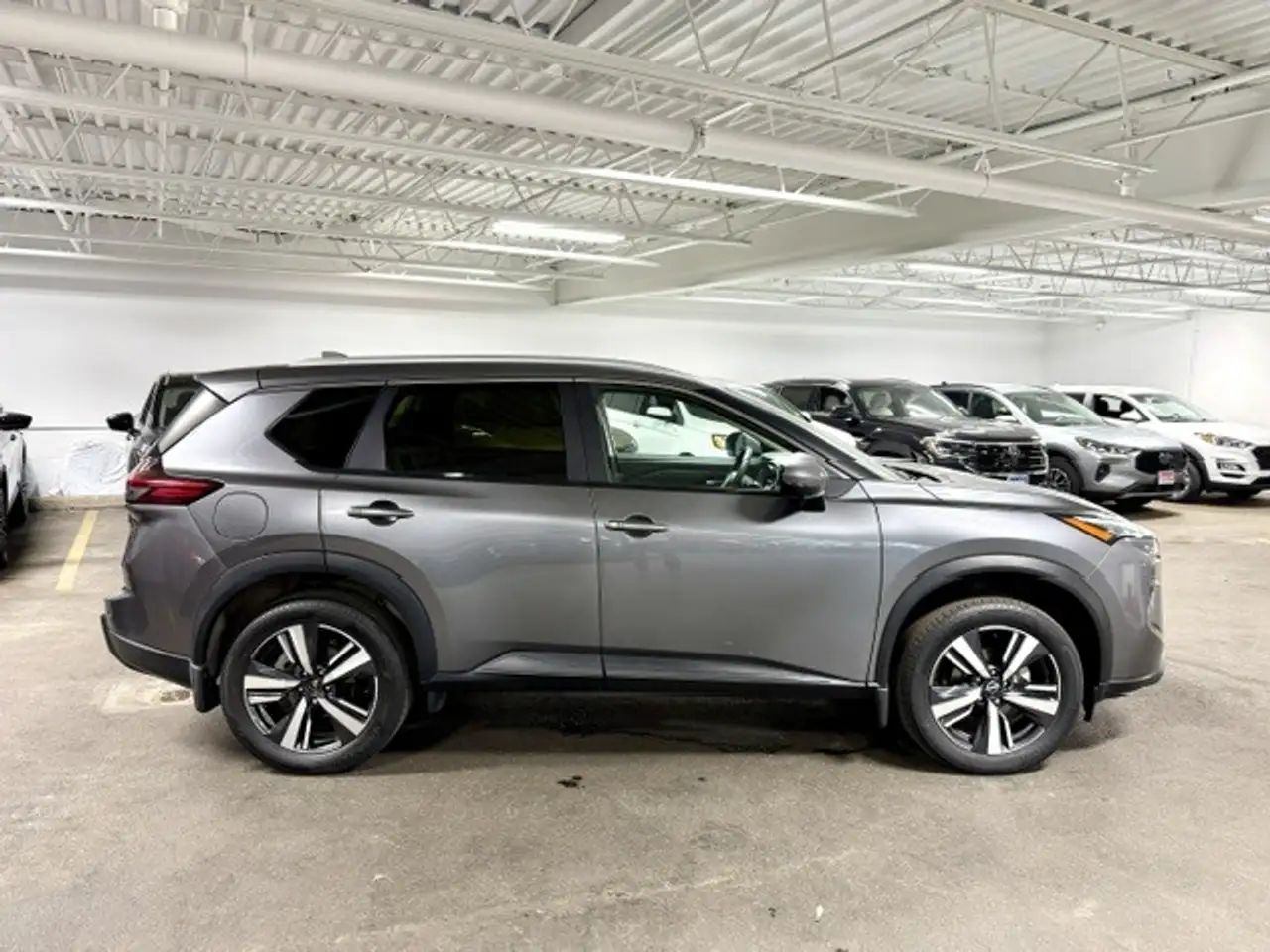 Nissan Rogue снимка Nissan Rogue