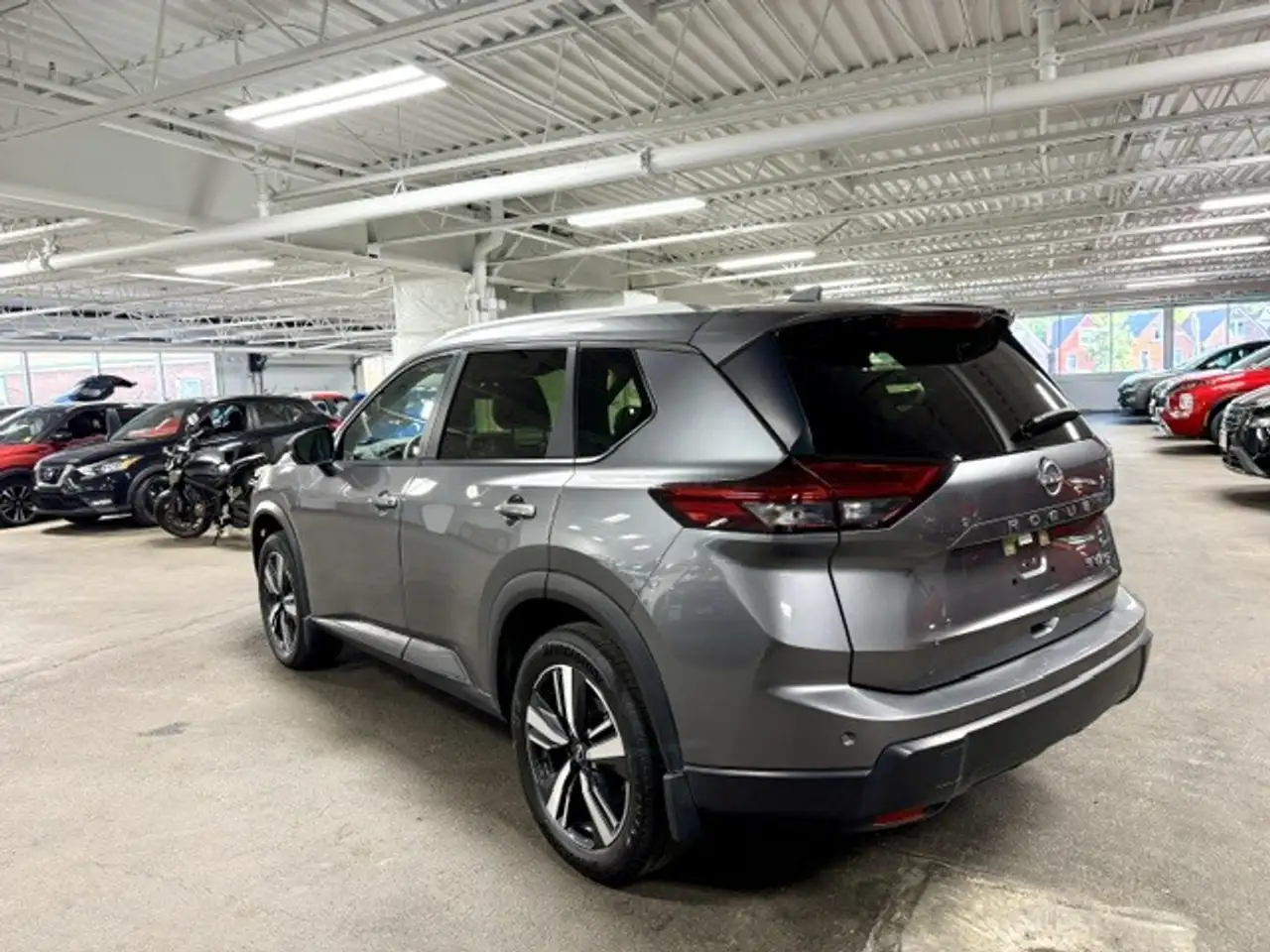 Nissan Rogue снимка Nissan Rogue