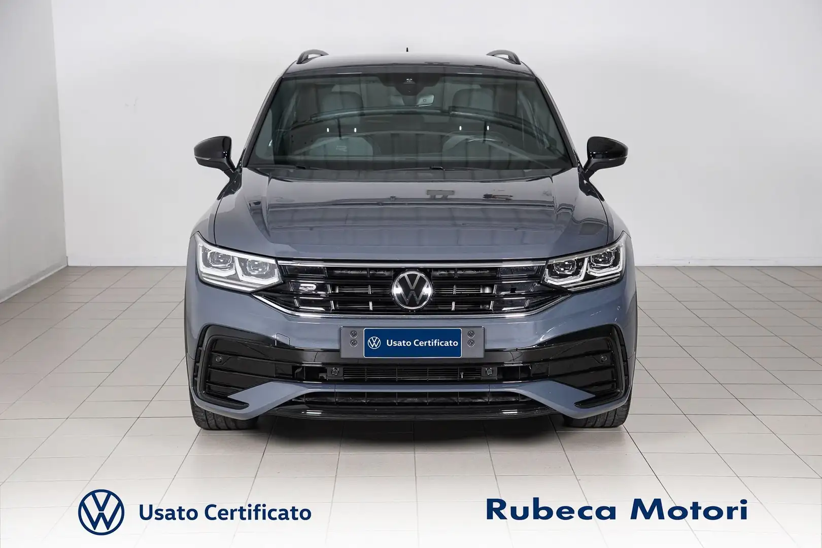 Volkswagen Tiguan 1.5 TSI DSG R-Line 150CV Grijs - 2