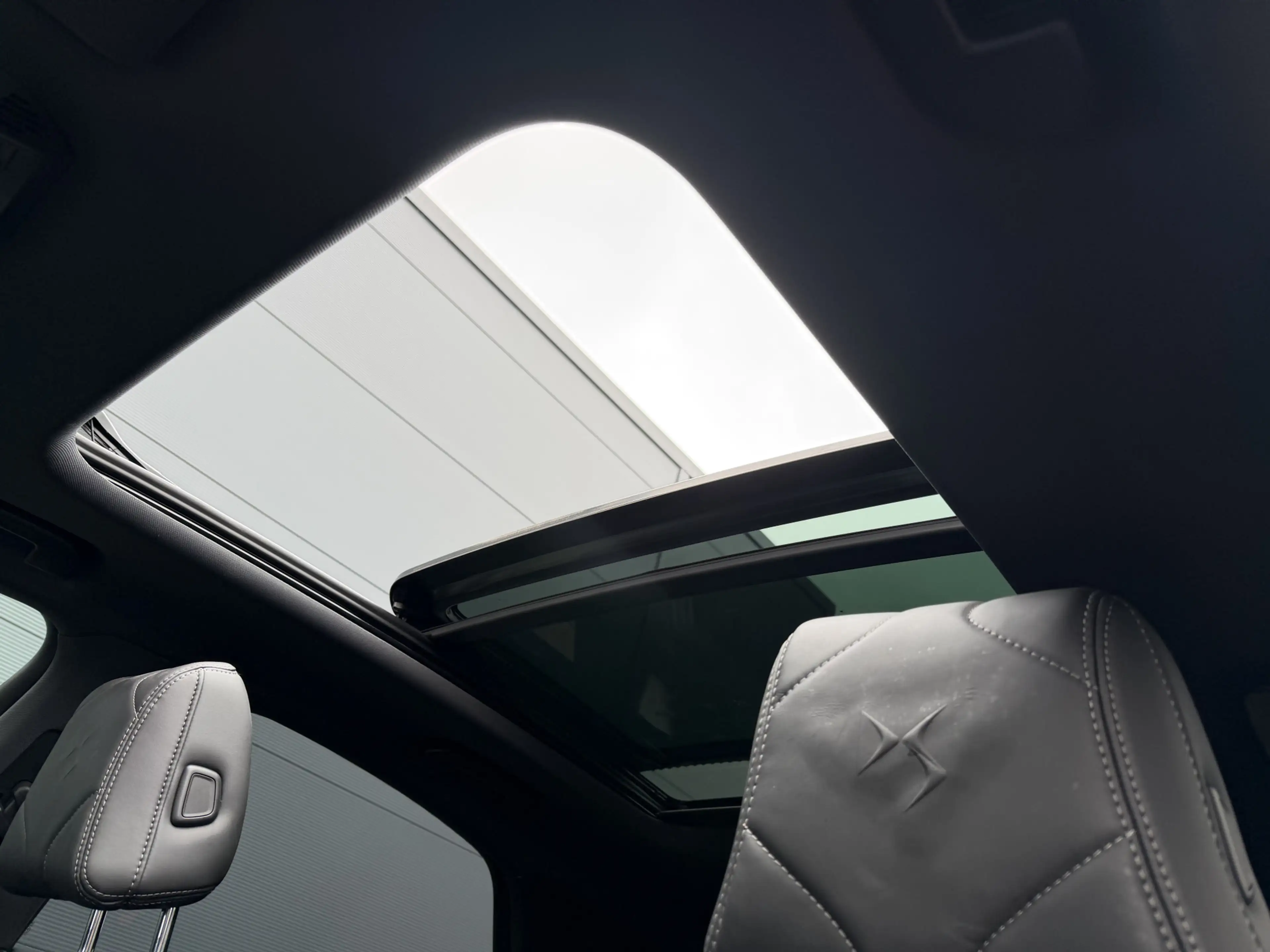 DS Automobiles DS 7 225pk E-Tense Etoile (Elektrisch Schuifdak - Trekh — photo 11