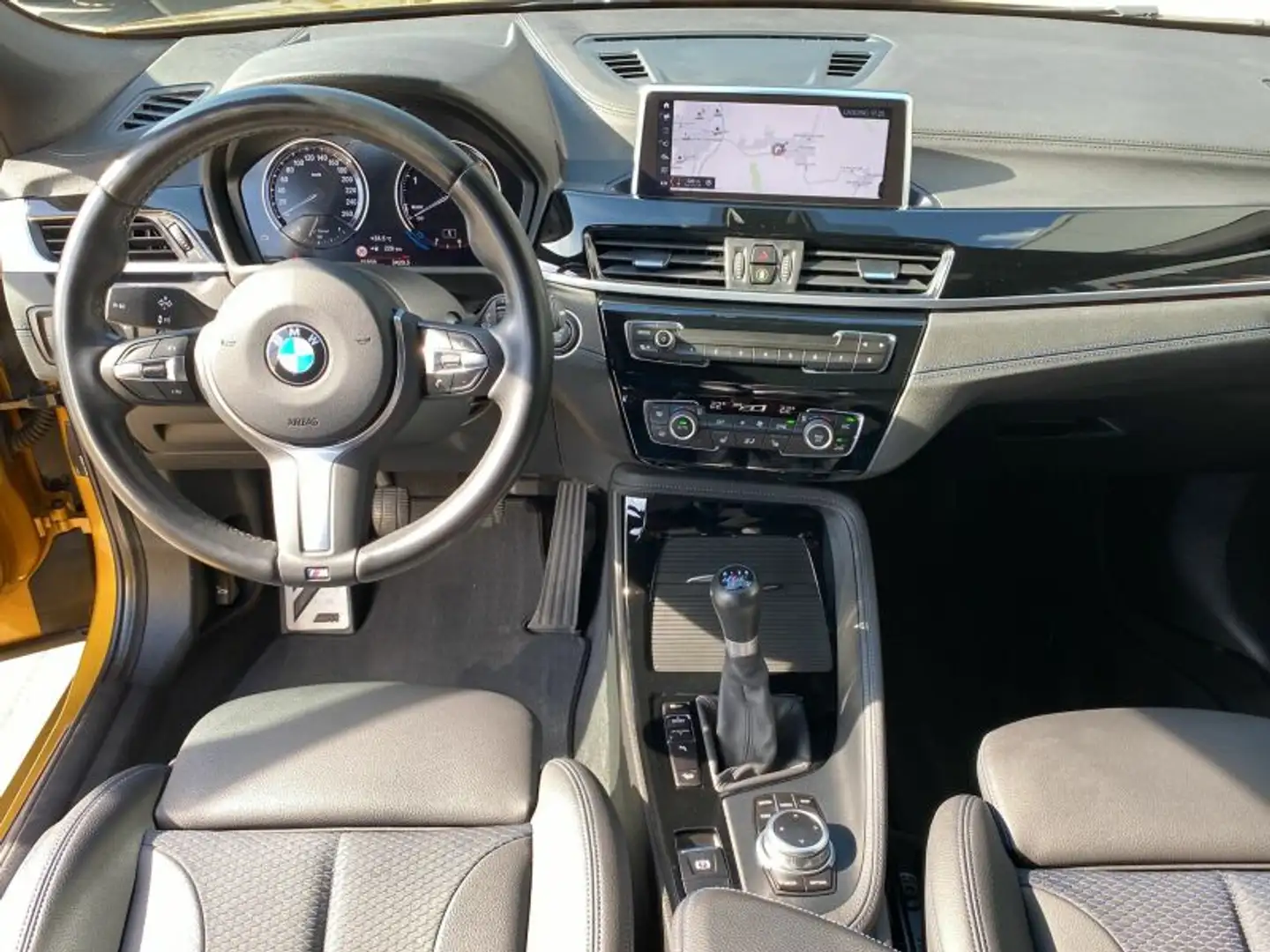 BMW X2 xDrive18d M Sport LED+/NAVI/K-ZUG/DAB/SH LED+/NAVI Or - 2