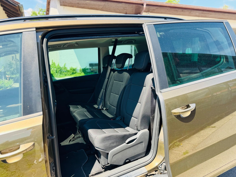 SEAT Alhambra Style Navi Pano — photo 12
