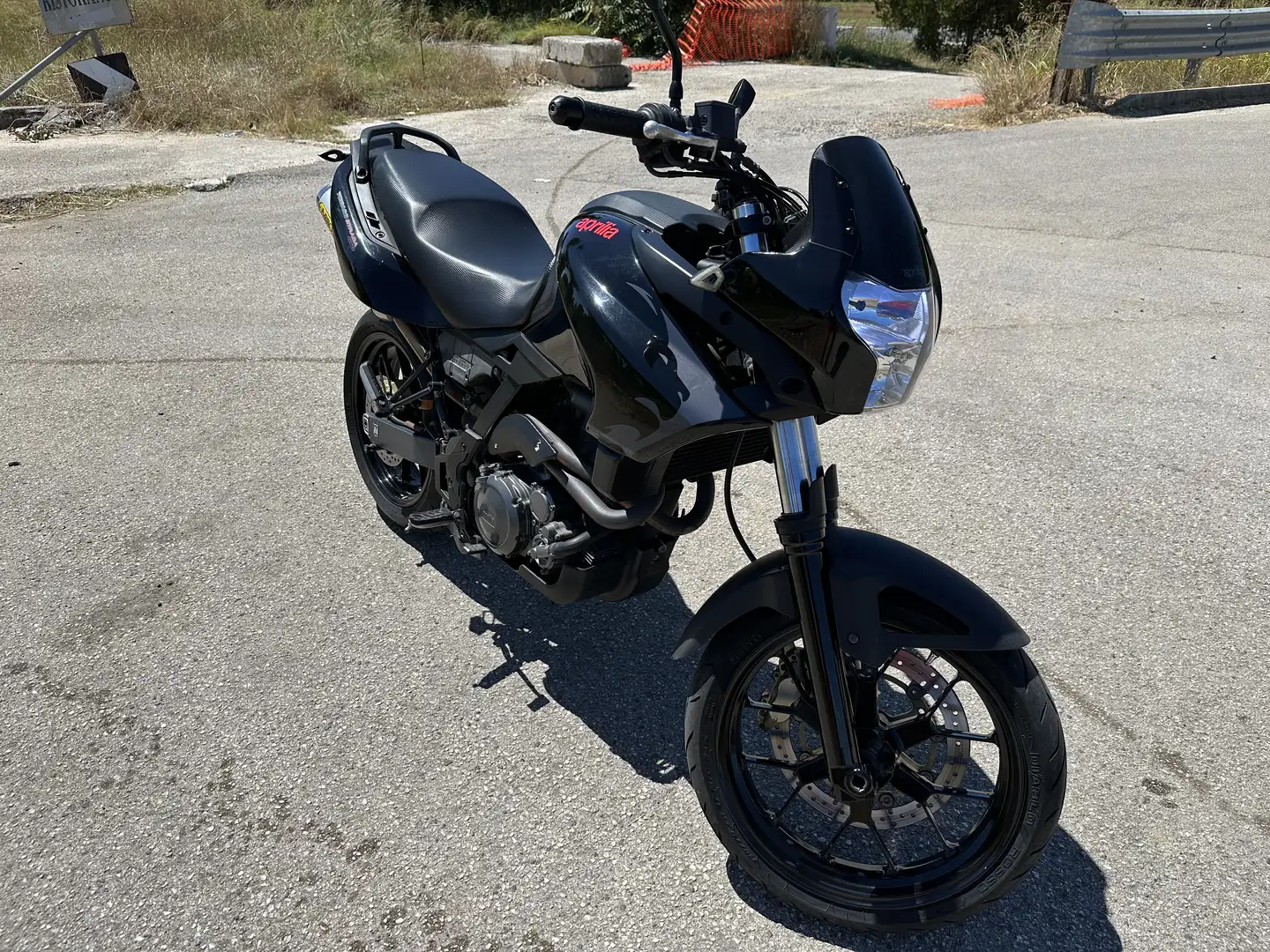 Aprilia Pegaso 650 Strada - 1