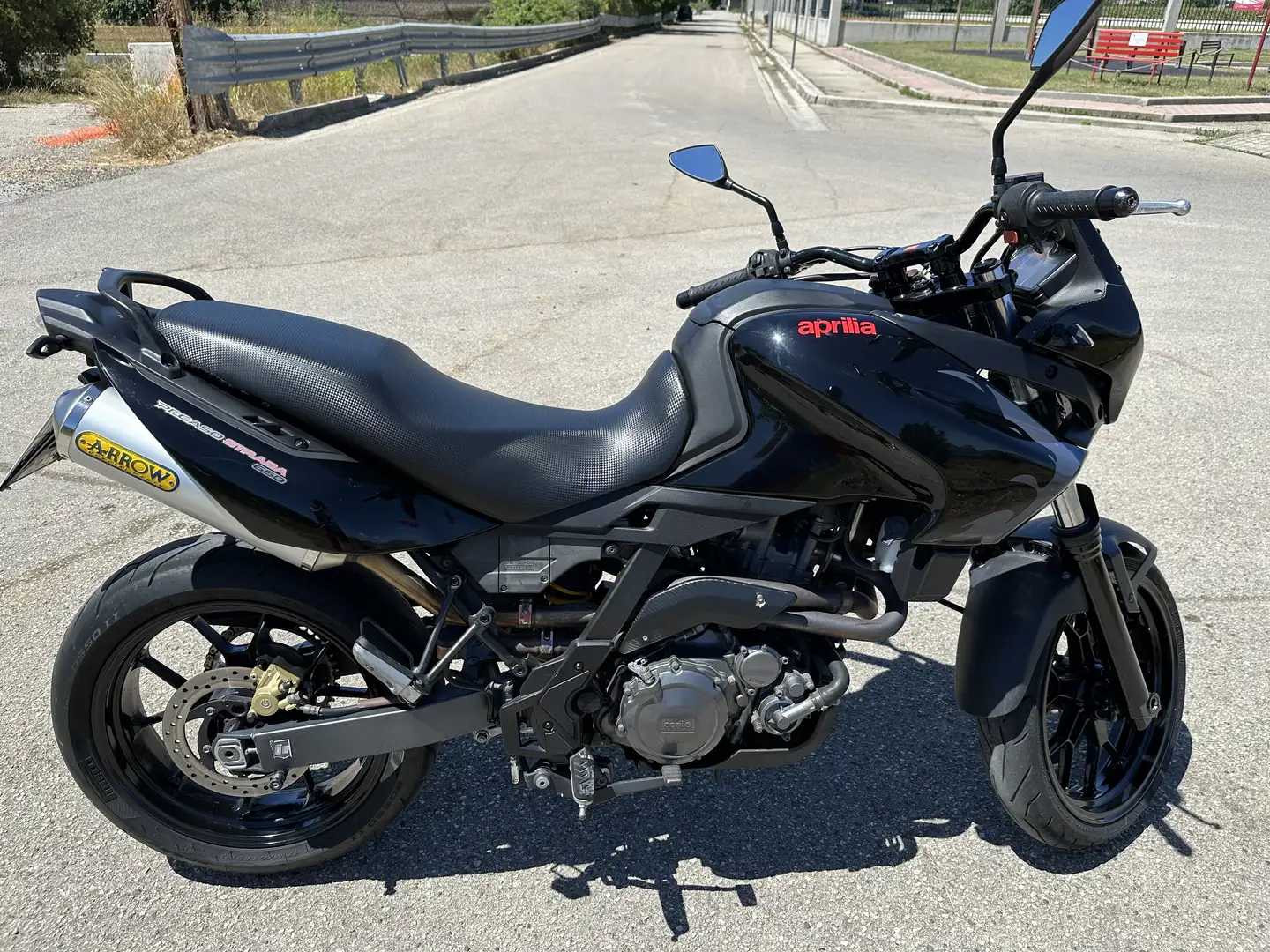Aprilia Pegaso 650 Strada - 2
