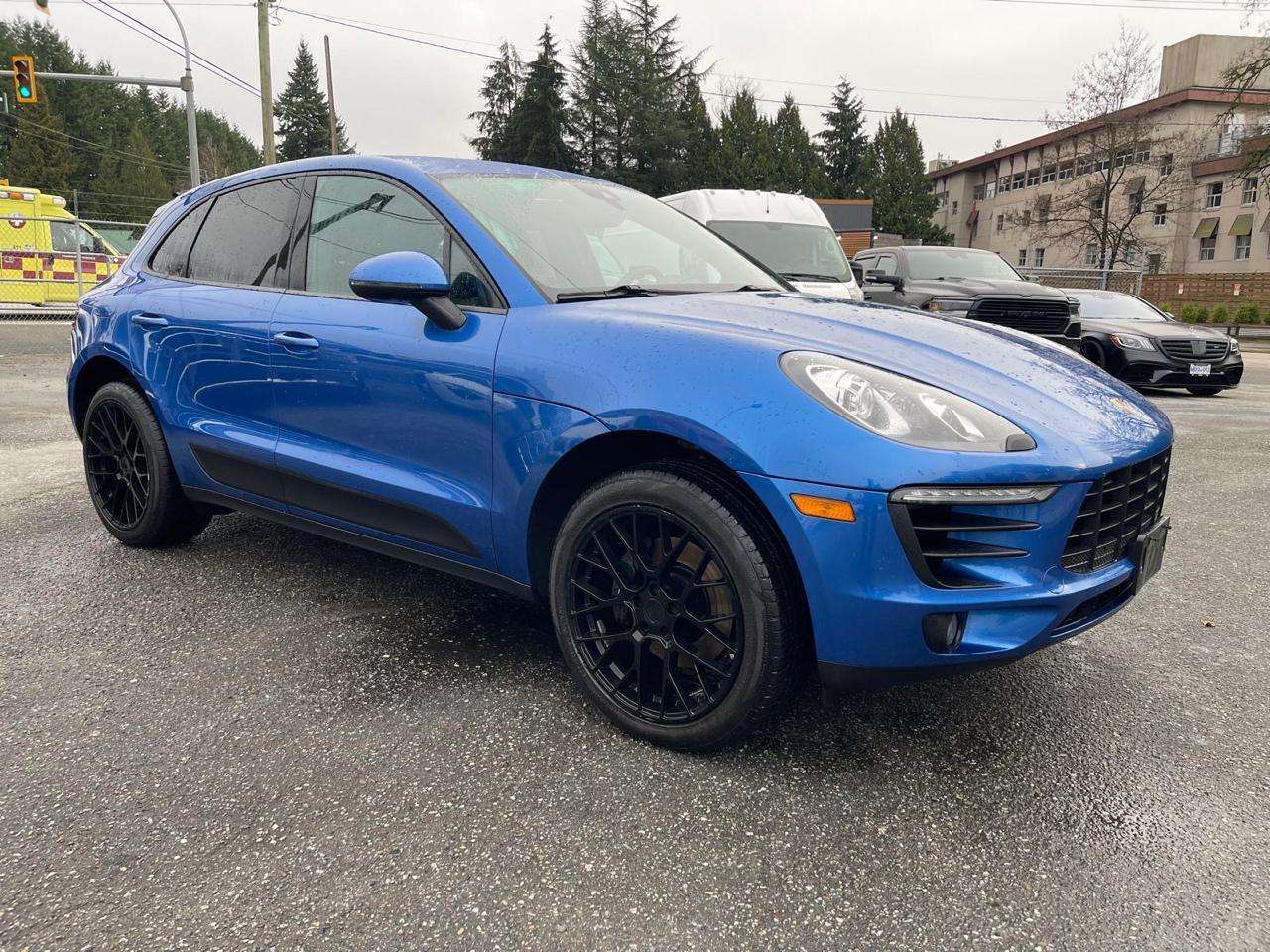 2017 Porsche Macan AWD