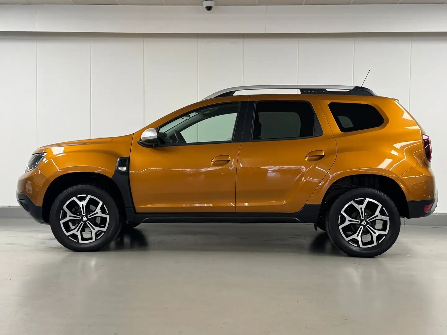 Dacia Duster 1.3 TCE 130CV PRESTIGE GPS CAMERA REG LED JA Oranje - 2