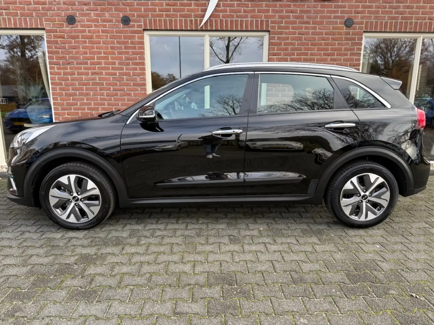 Kia e-Niro DynamicLine 64 kWh AFN.TREKHAAK / STOEL+STUUR VERW Noir - 2