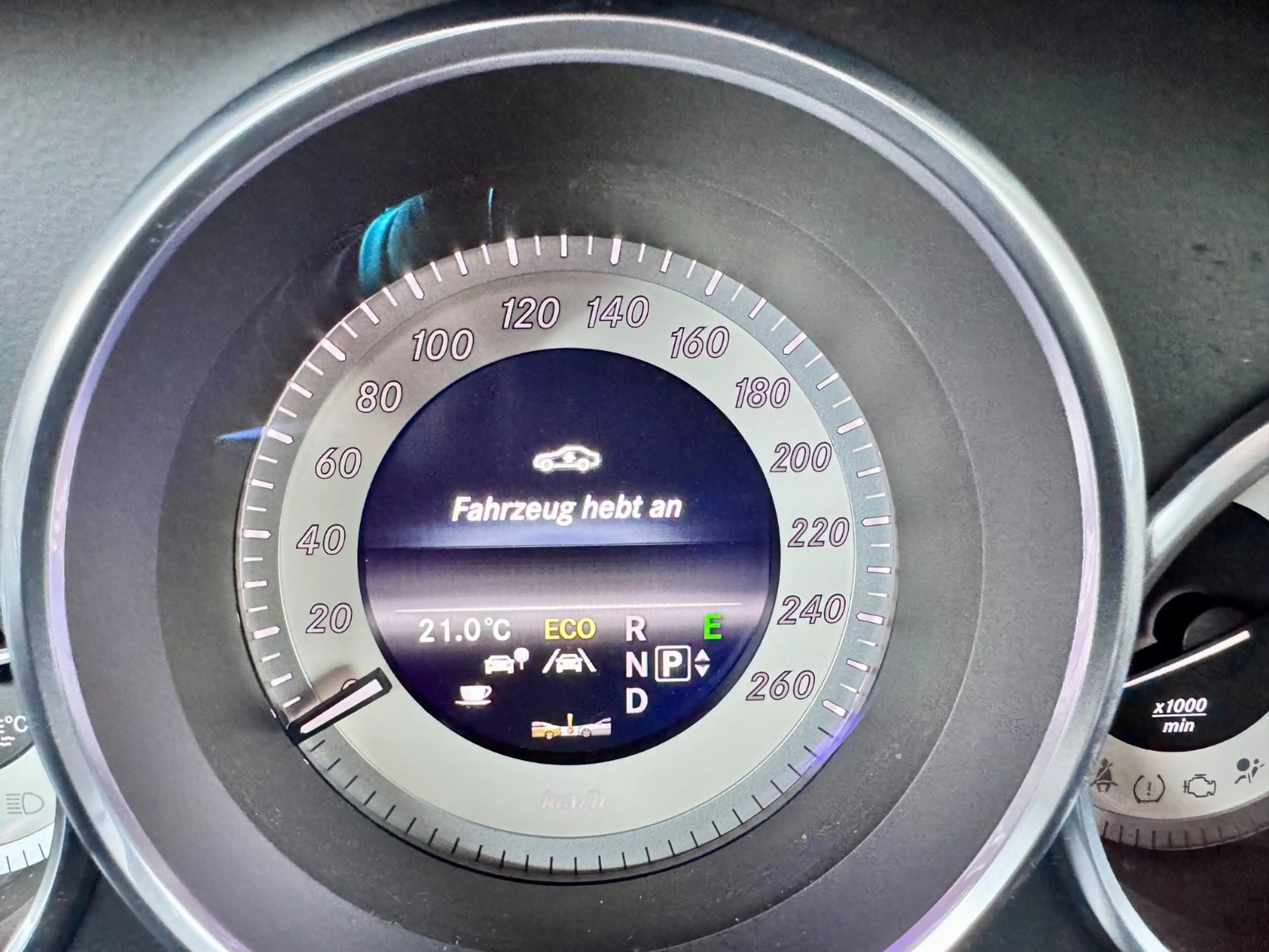Mercedes-Benz CLS 500 AMG Paket 4Matic Distronic Arimatic ILS — photo 12
