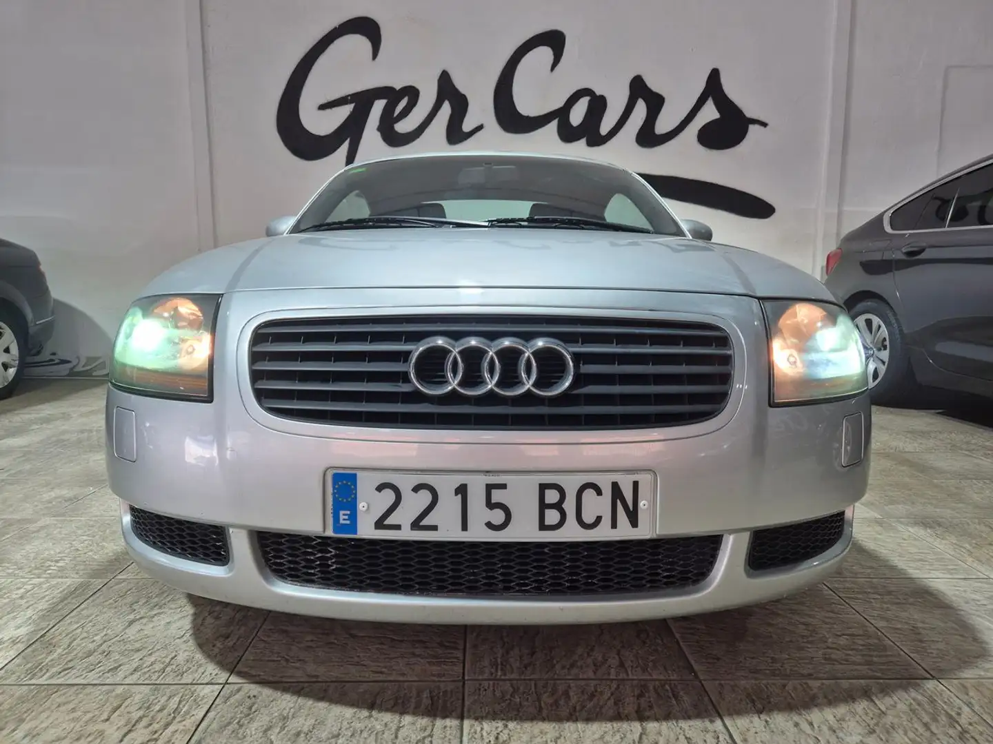 Audi TT 1.8T 180CV Plateado - 2