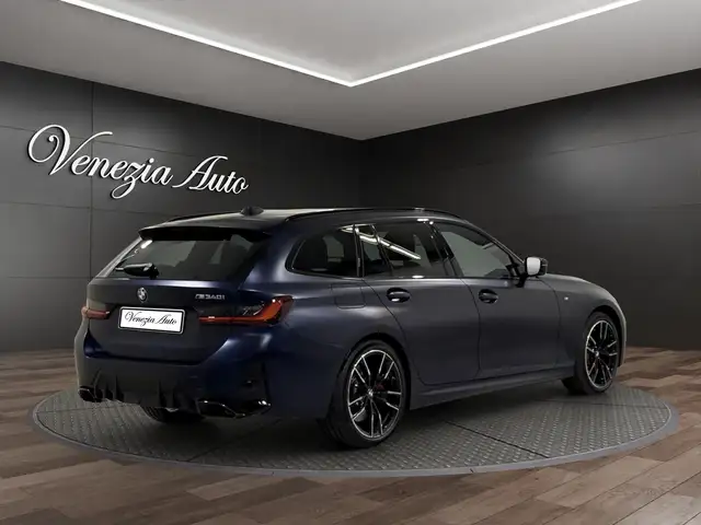 BMW M view 4
