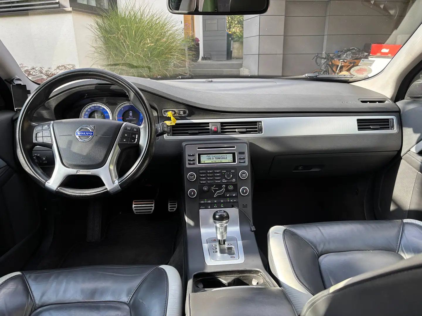 Volvo V70 V70 D5 Aut. Kinetic Blau - 2