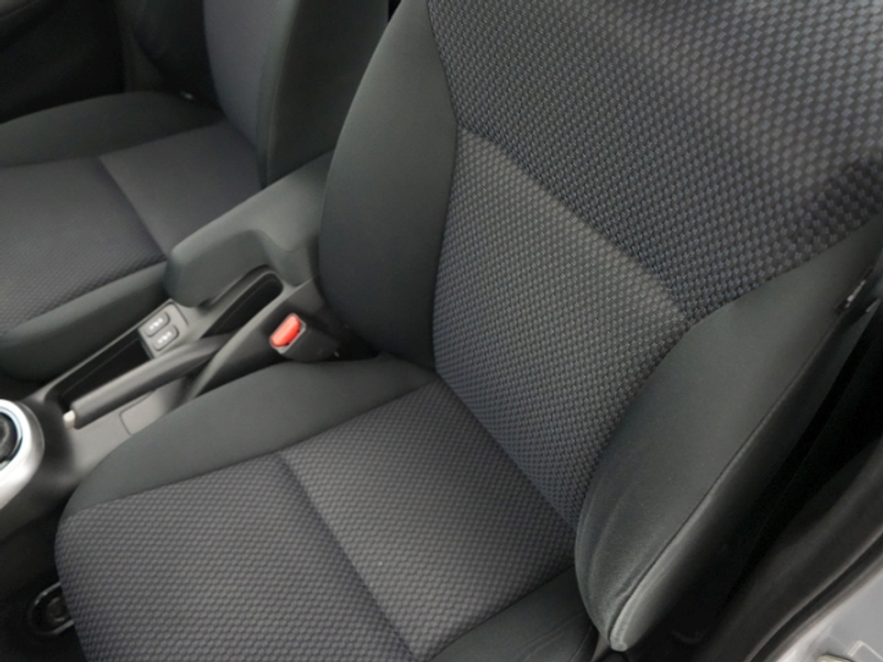 Honda Jazz i-VTEC COMFORT+SITZHEIZUNG+PARKPILOT VO+HI+LED TAG — photo 12