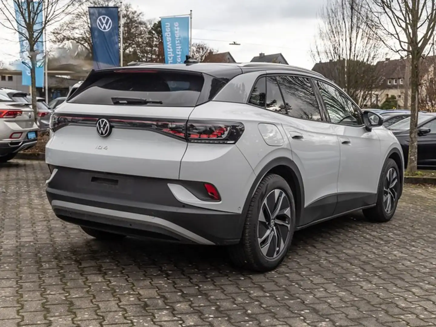 Volkswagen ID.4 Pure R-Kamera Wärmep. ACC SideAssist 19Zoll Navi Weiß - 2
