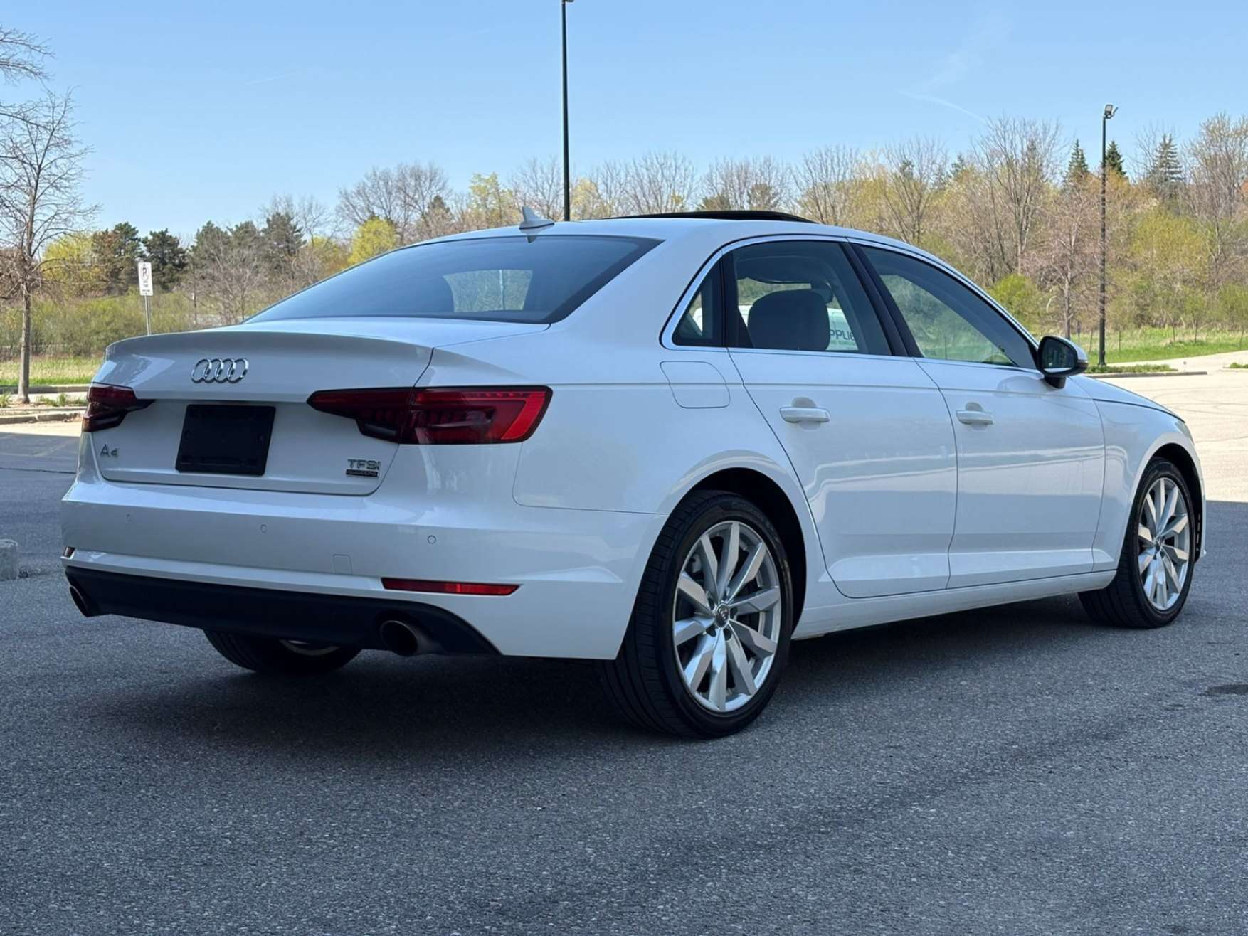 2017 Audi A4 4dr Sdn Auto Komfort quattro, 6 Months Warranty In alt 4