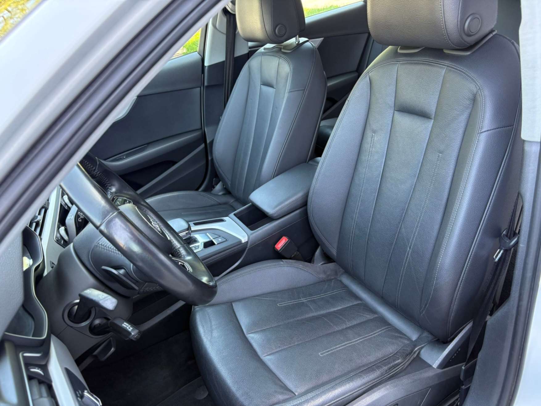 2017 Audi A4 4dr Sdn Auto Komfort quattro, 6 Months Warranty In thumb 16