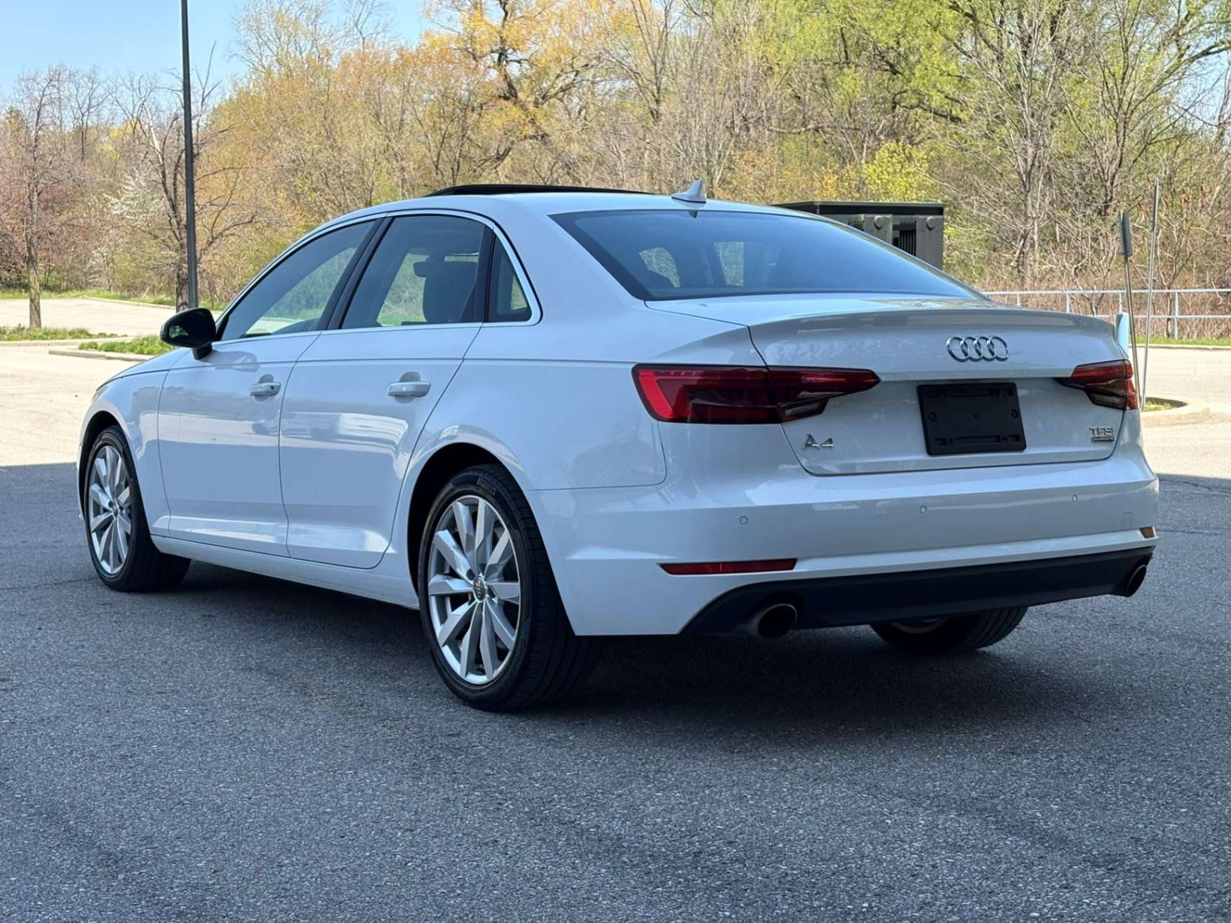 2017 Audi A4 4dr Sdn Auto Komfort quattro, 6 Months Warranty In thumb 6