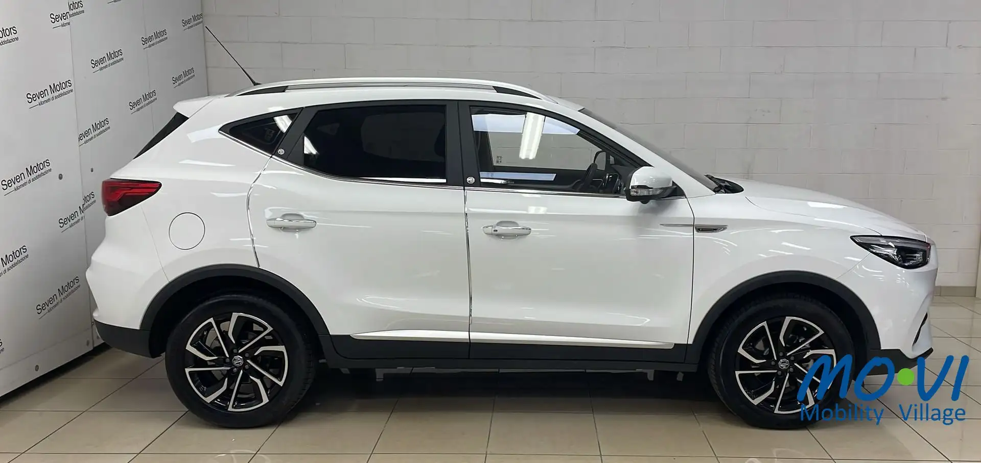 MG ZS ZS 1.0T-GDI Luxury Weiß - 2