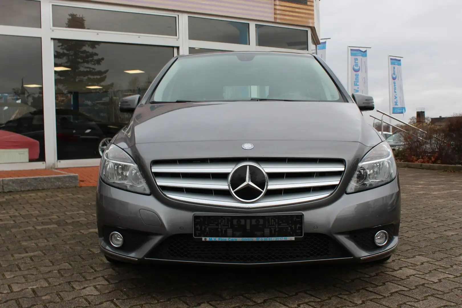 Mercedes-Benz B 180 Gris - 2
