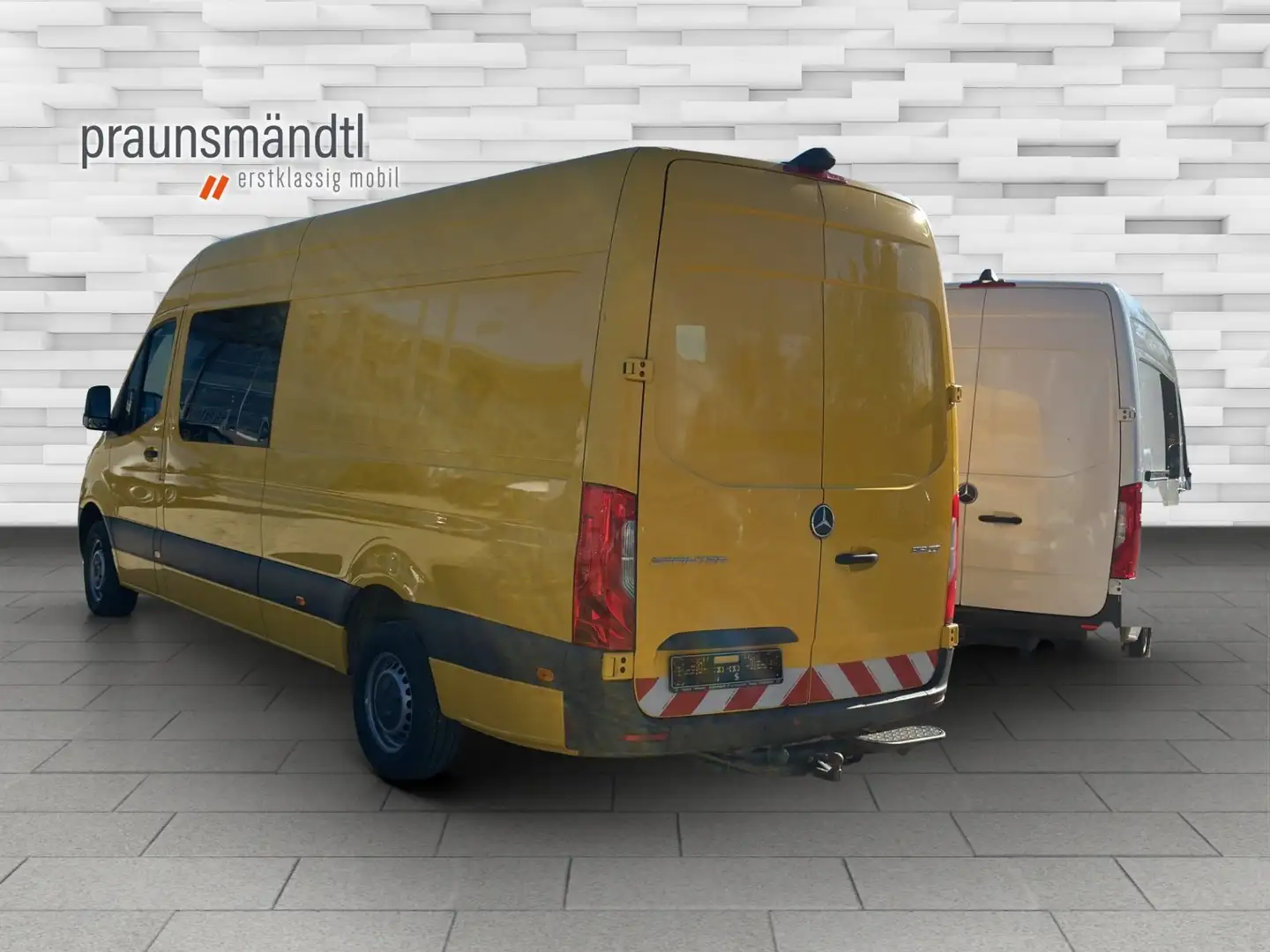 Mercedes-Benz Sprinter 319 CDI Kasten/Mixto L3H2 AHK lang V6 Amarillo - 2