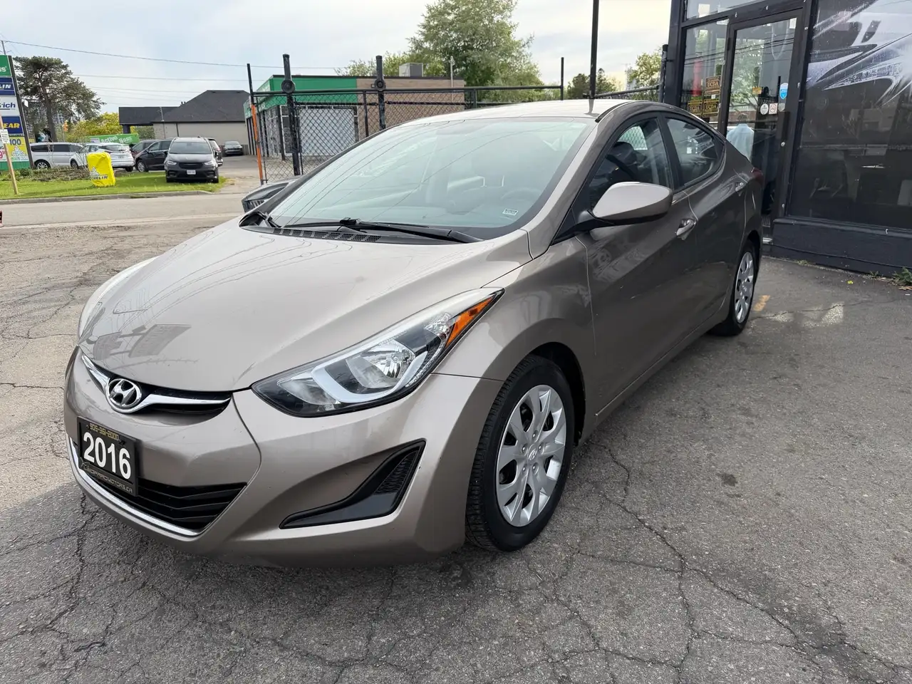 Hyundai ELANTRA снимка Hyundai ELANTRA