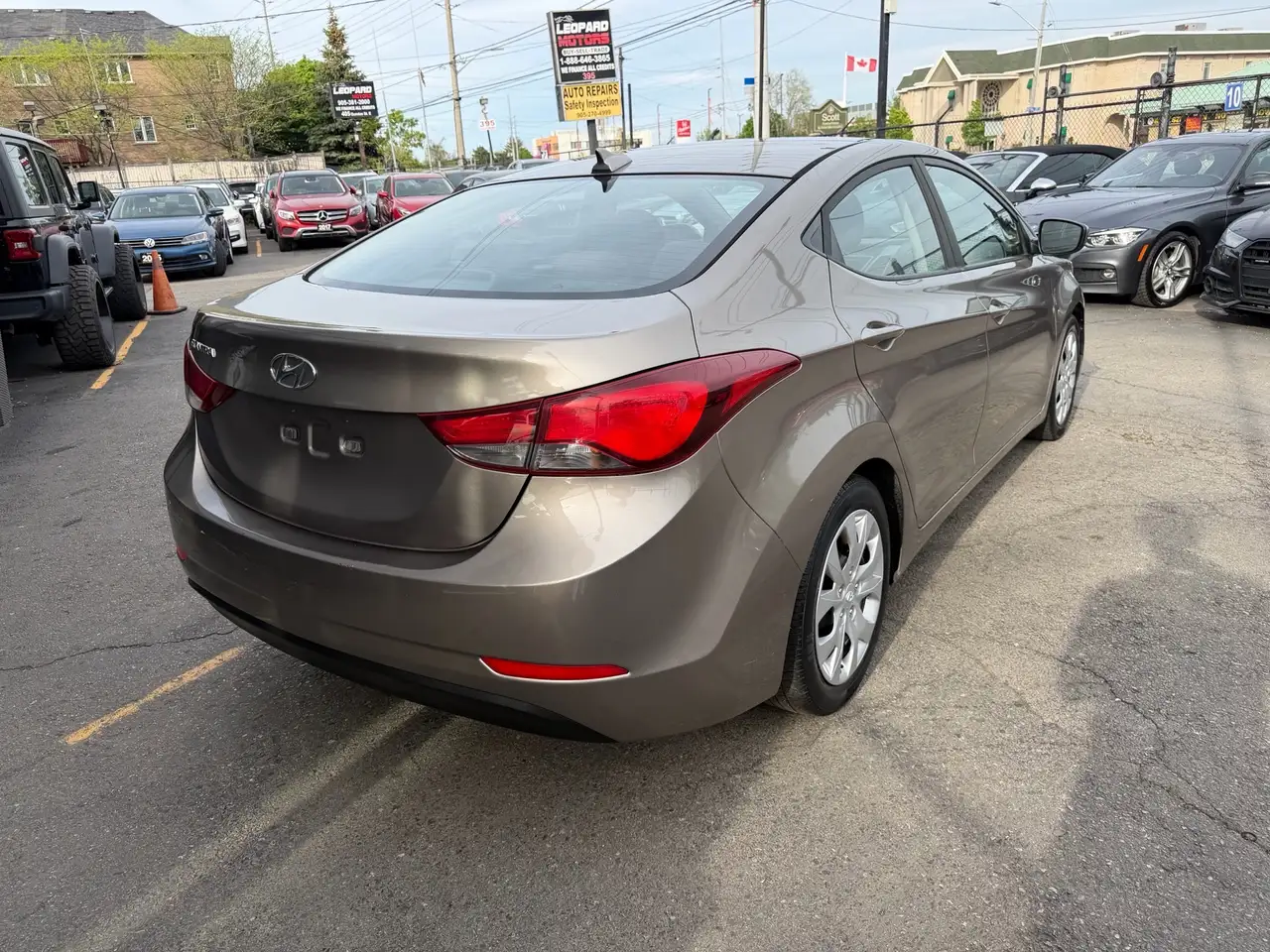 Hyundai ELANTRA снимка Hyundai ELANTRA