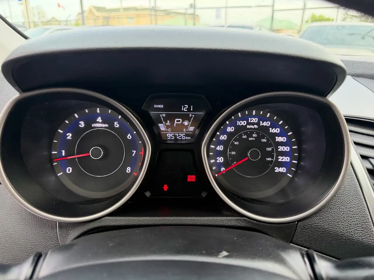 Hyundai ELANTRA снимка Hyundai ELANTRA