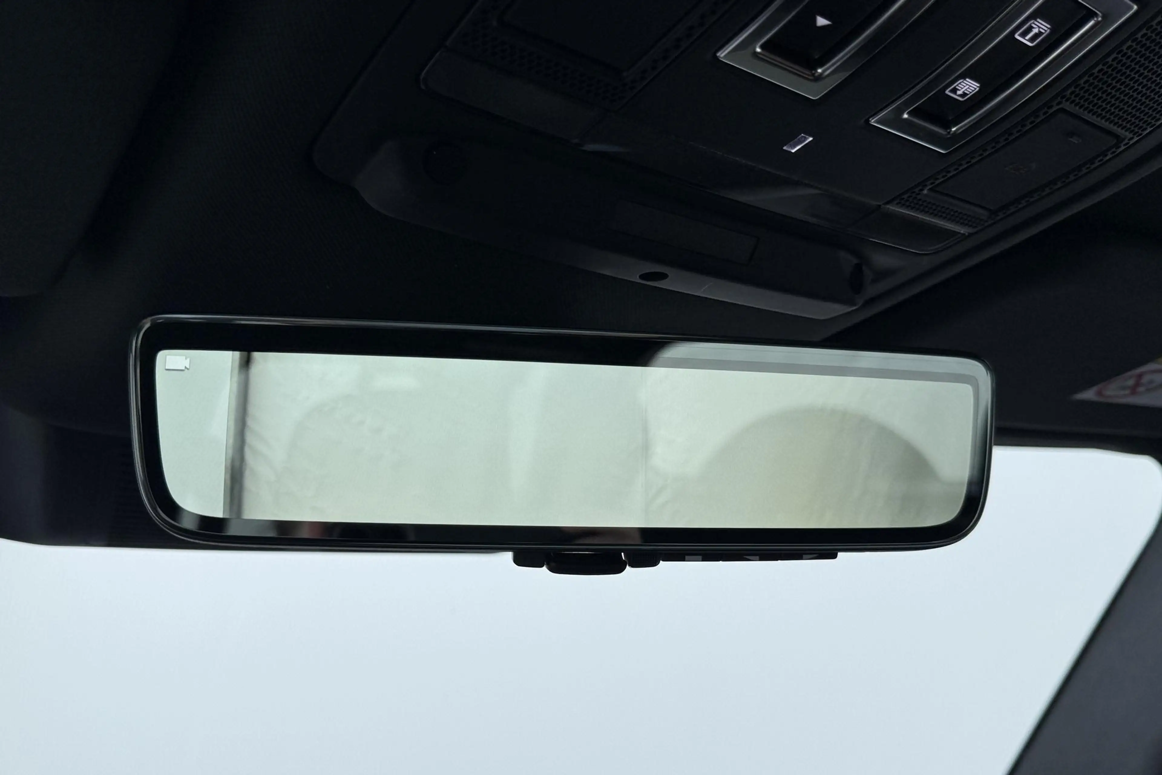 Land Rover Defender 110 P300e X-Dynamic HSE | SATIN | Luchtvering | Pa — photo 34
