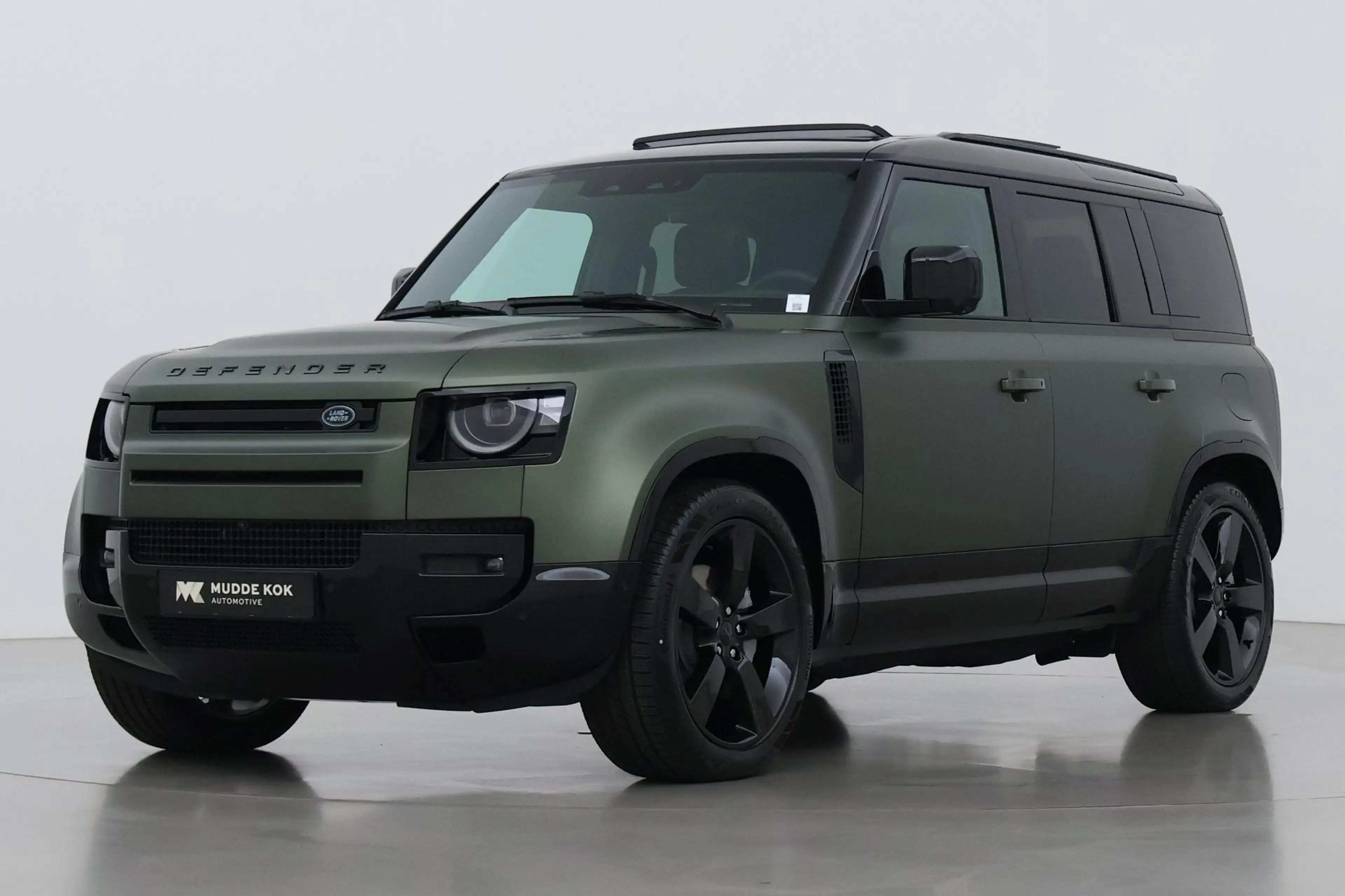 Land Rover Defender 110 P300e X-Dynamic HSE | SATIN | Luchtvering | Pa — photo 8