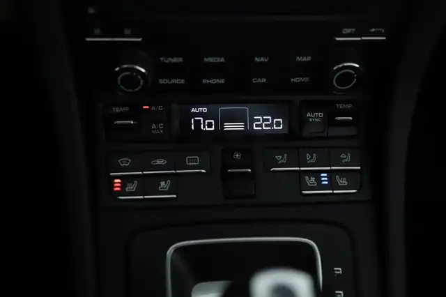 Porsche 911 991.2 Targa 4 PDK NAVI LED KAMERA LEDER MEMORY Ansicht 17