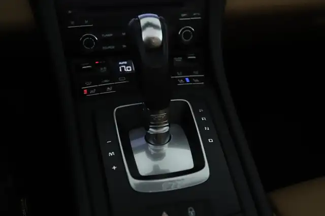 Porsche 911 991.2 Targa 4 PDK NAVI LED KAMERA LEDER MEMORY Ansicht 18