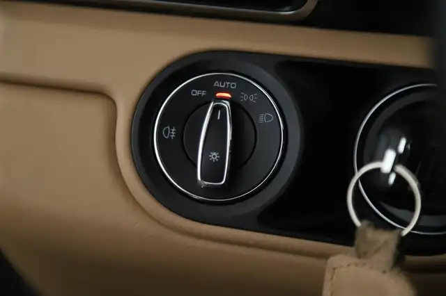 Porsche 911 991.2 Targa 4 PDK NAVI LED KAMERA LEDER MEMORY Ansicht 24