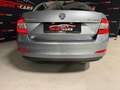 Skoda Octavia 1,6 TDI Limosine*Einparkhilfe*Sitzheizung*1.Besitz Grau - thumbnail 5