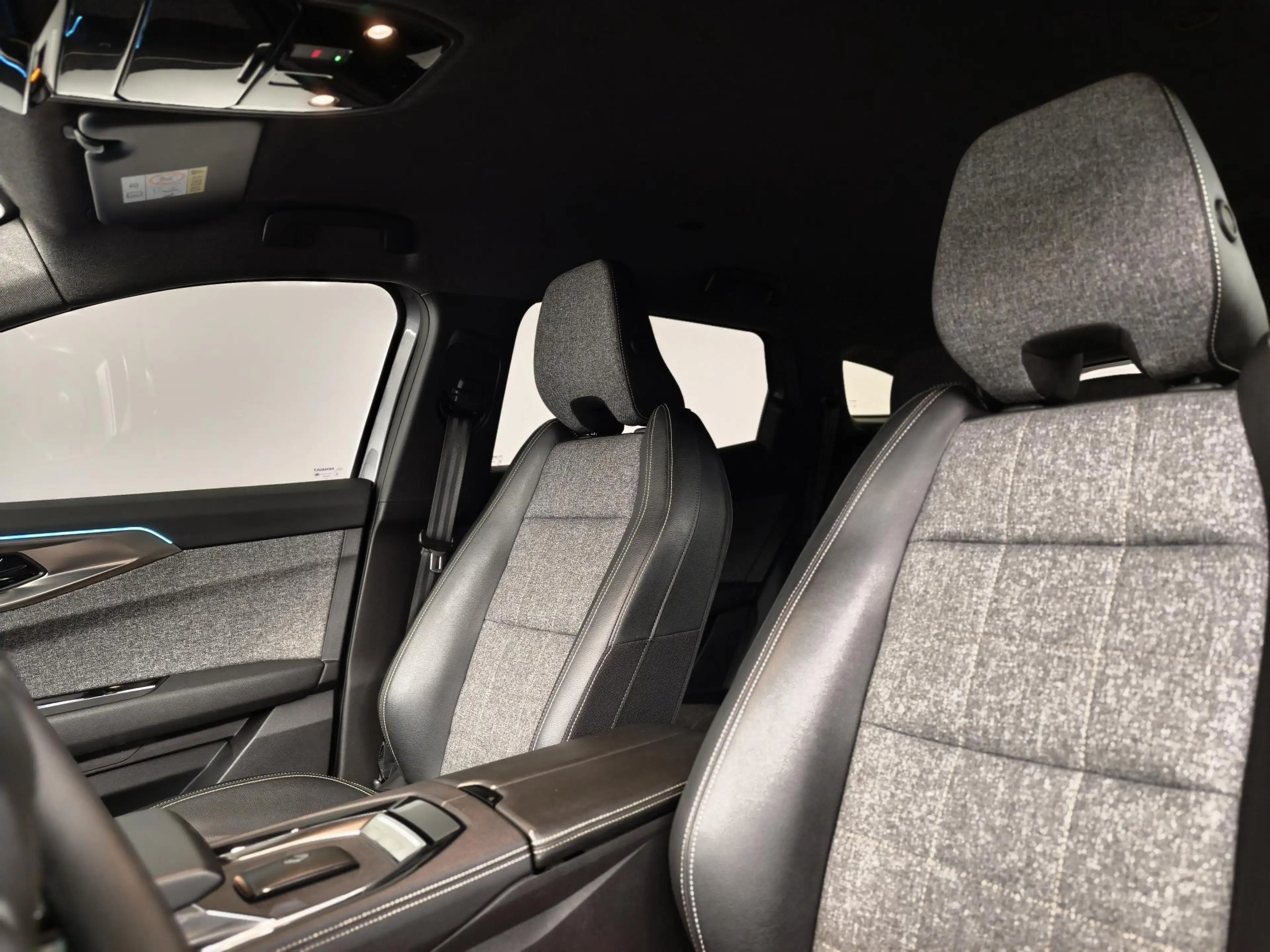 Renault Espace E-Tech full hybrid 200 techno 7p. | Trekhaak | Ada — photo 25