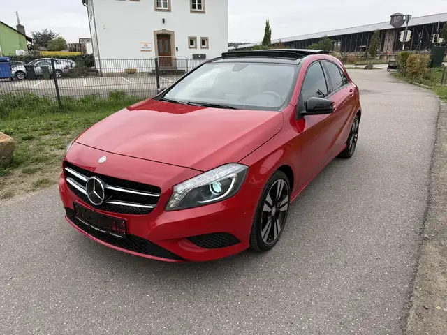 Mercedes-Benz A 180 A 180 BlueEfficiency (176.042)