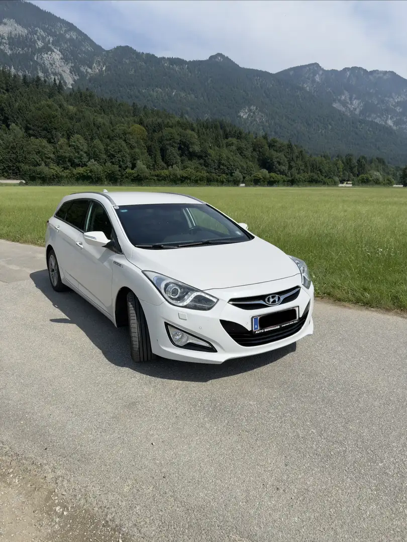 Hyundai i40 Premium 1,7 CRDi Weiß - 2