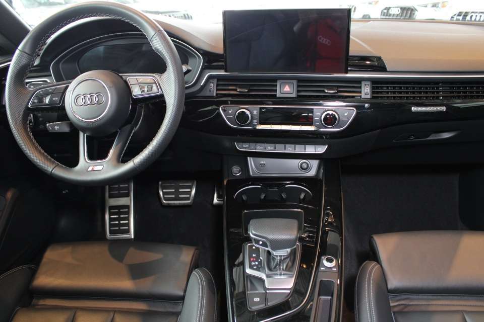 2022 Audi A5 Progressive S-Line Navigation thumb 6