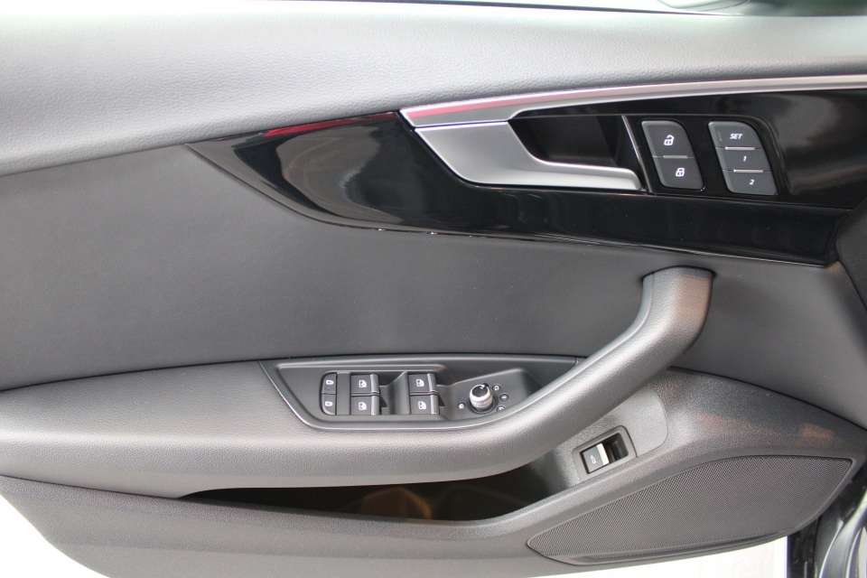 2022 Audi A5 Progressive S-Line Navigation thumb 22