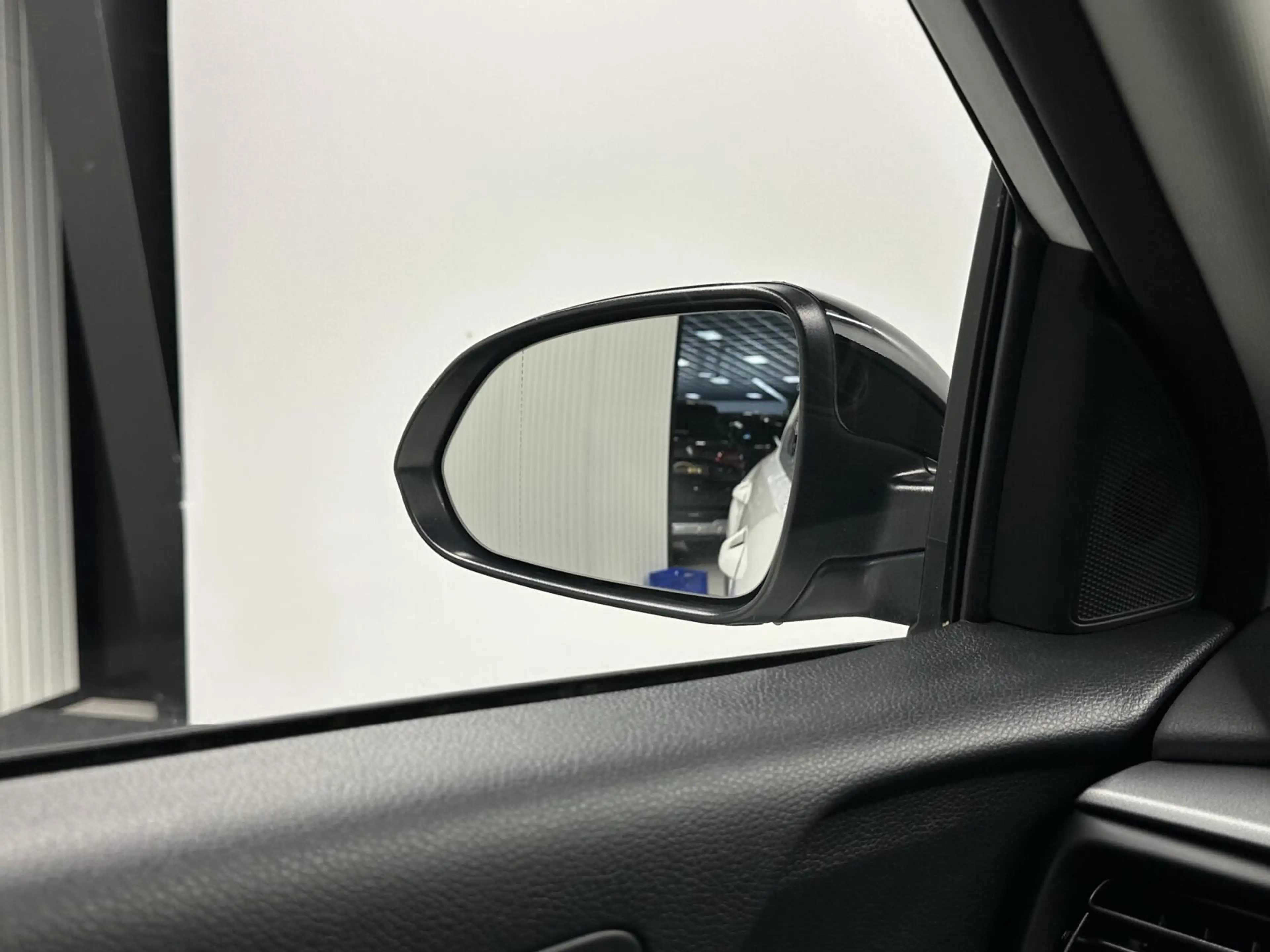 Kia Stonic 1.0 T-GDi MHEV DynamicLine TREKHAAK CAMERA CARPLAY — photo 10