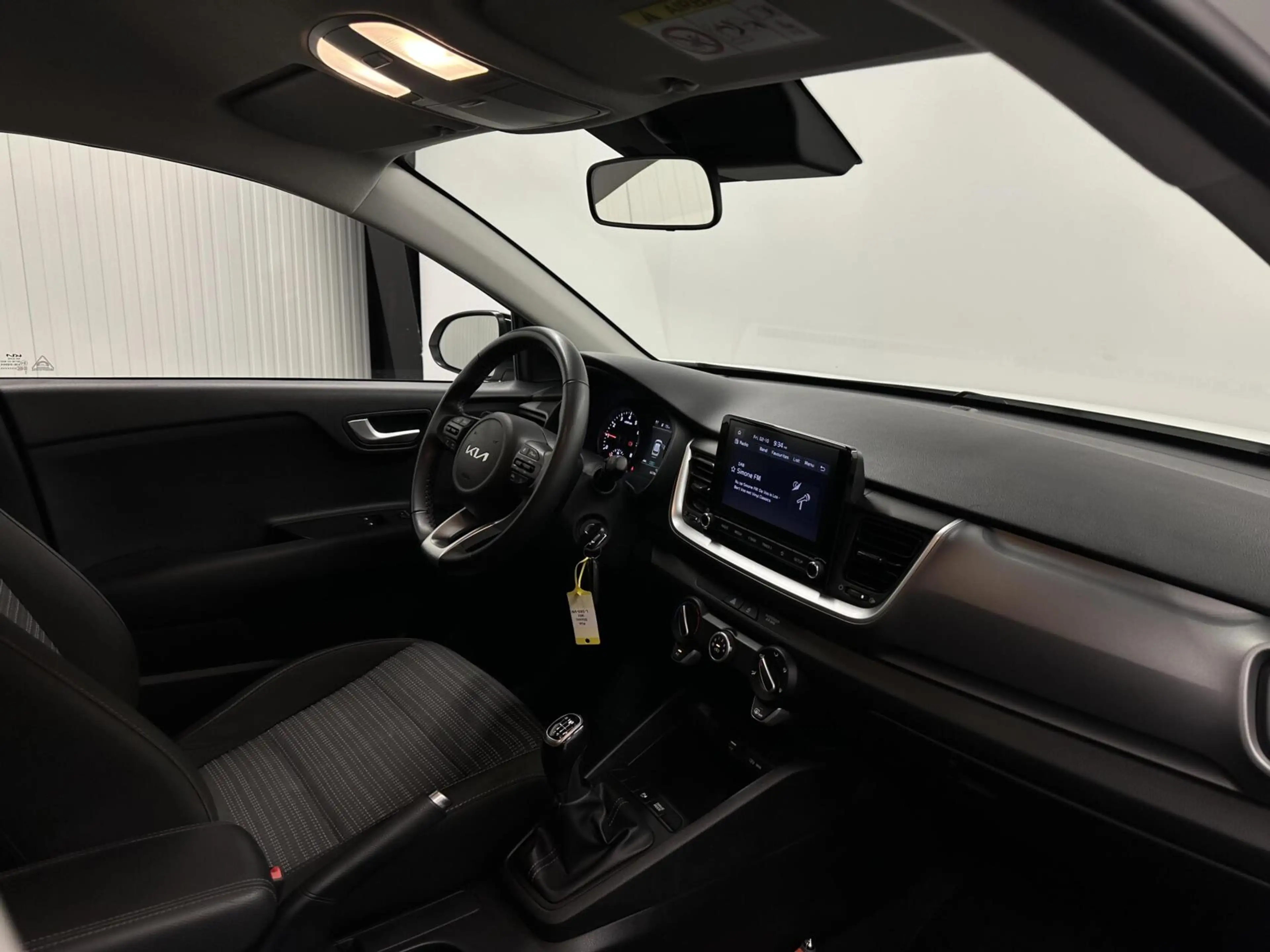 Kia Stonic 1.0 T-GDi MHEV DynamicLine TREKHAAK CAMERA CARPLAY — photo 14