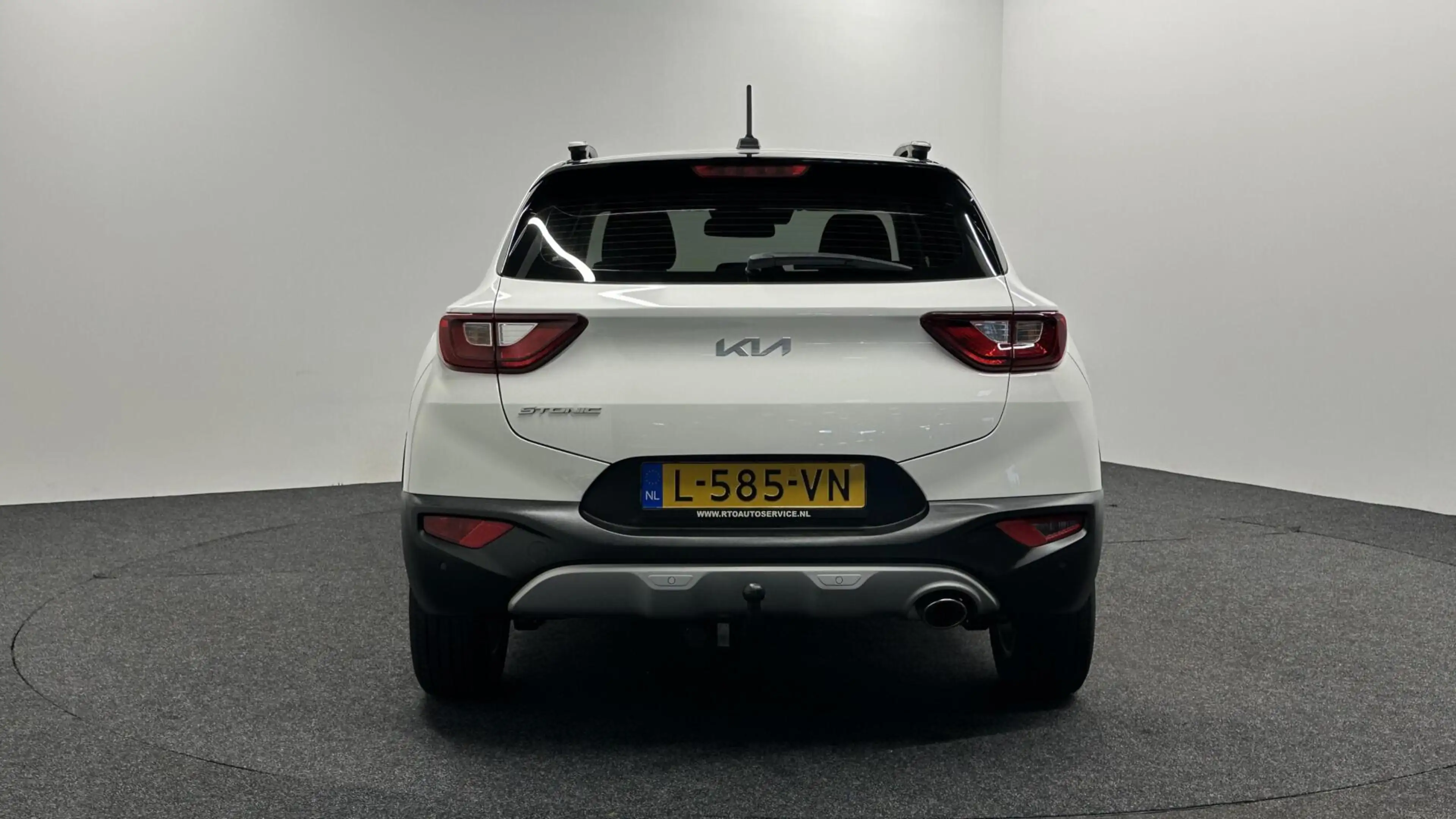 Kia Stonic 1.0 T-GDi MHEV DynamicLine TREKHAAK CAMERA CARPLAY — photo 7