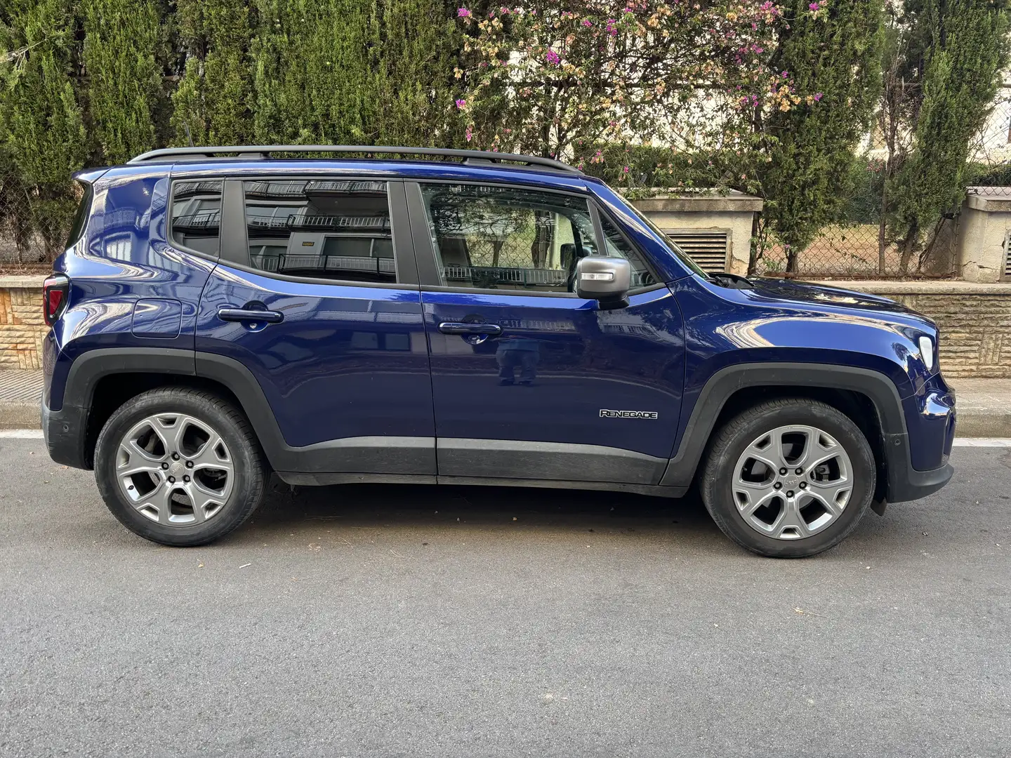 Jeep Renegade 1.3 Limited 4x2 DDCT - 1
