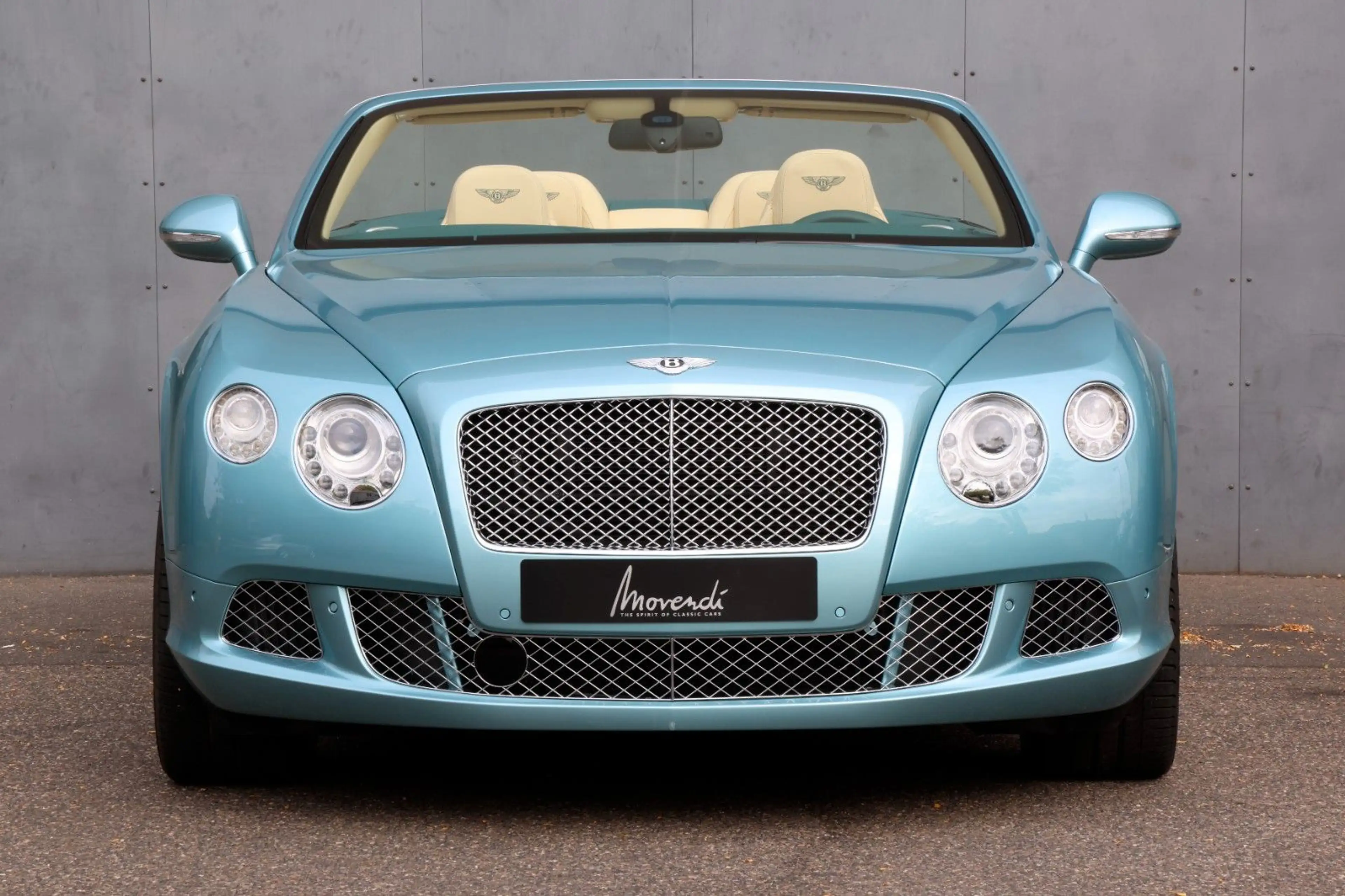 Bentley Continental GT 6.0 W12 4WD Automatik Convertible — photo 6