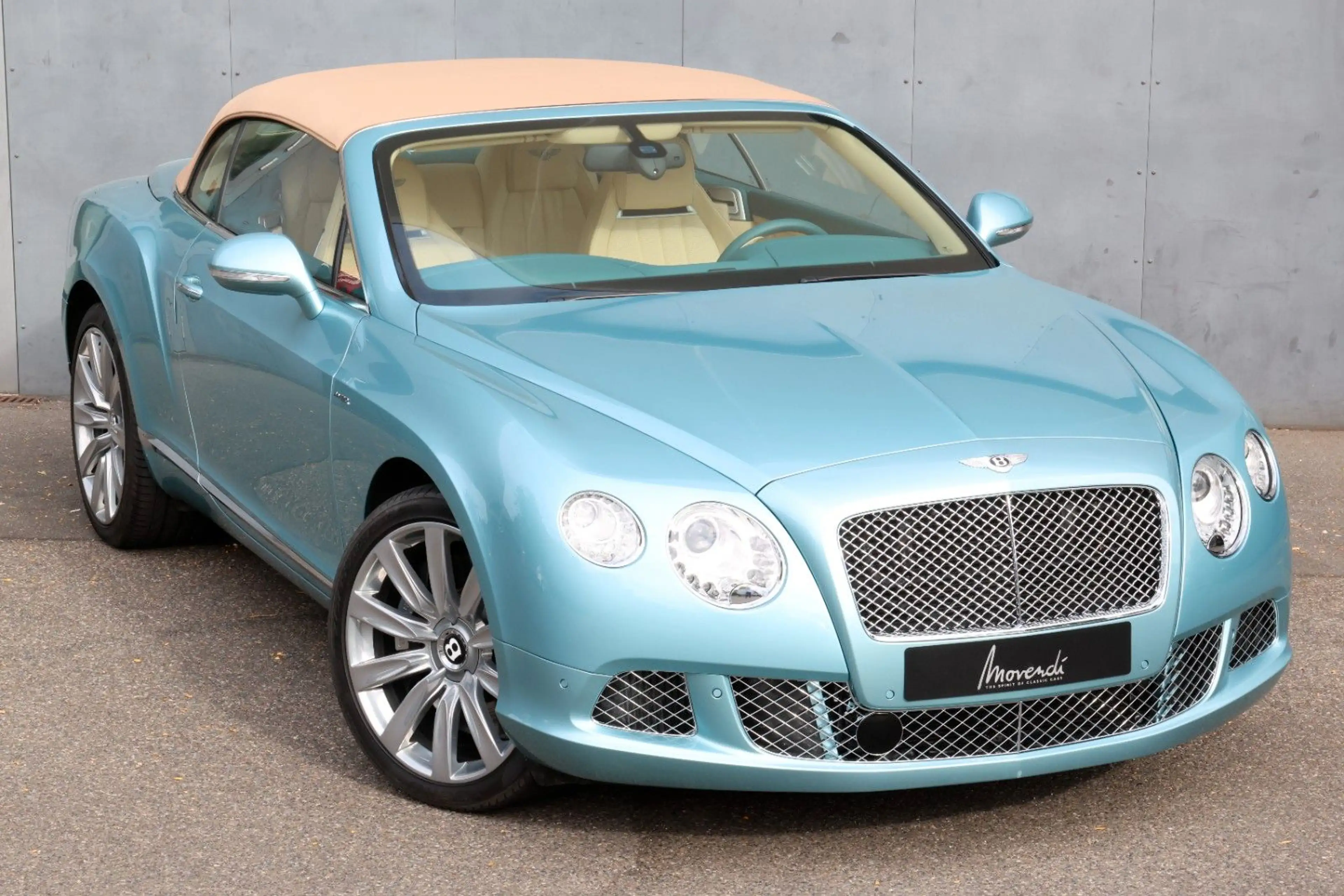 Bentley Continental GT 6.0 W12 4WD Automatik Convertible — photo 3