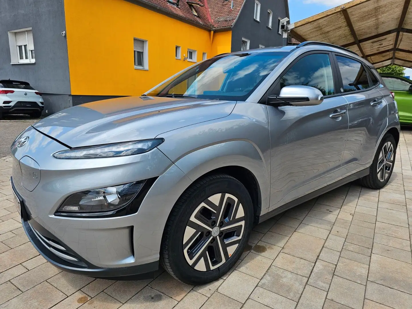 Hyundai KONA Edition 30+ Elektro 2WD Silber - 2