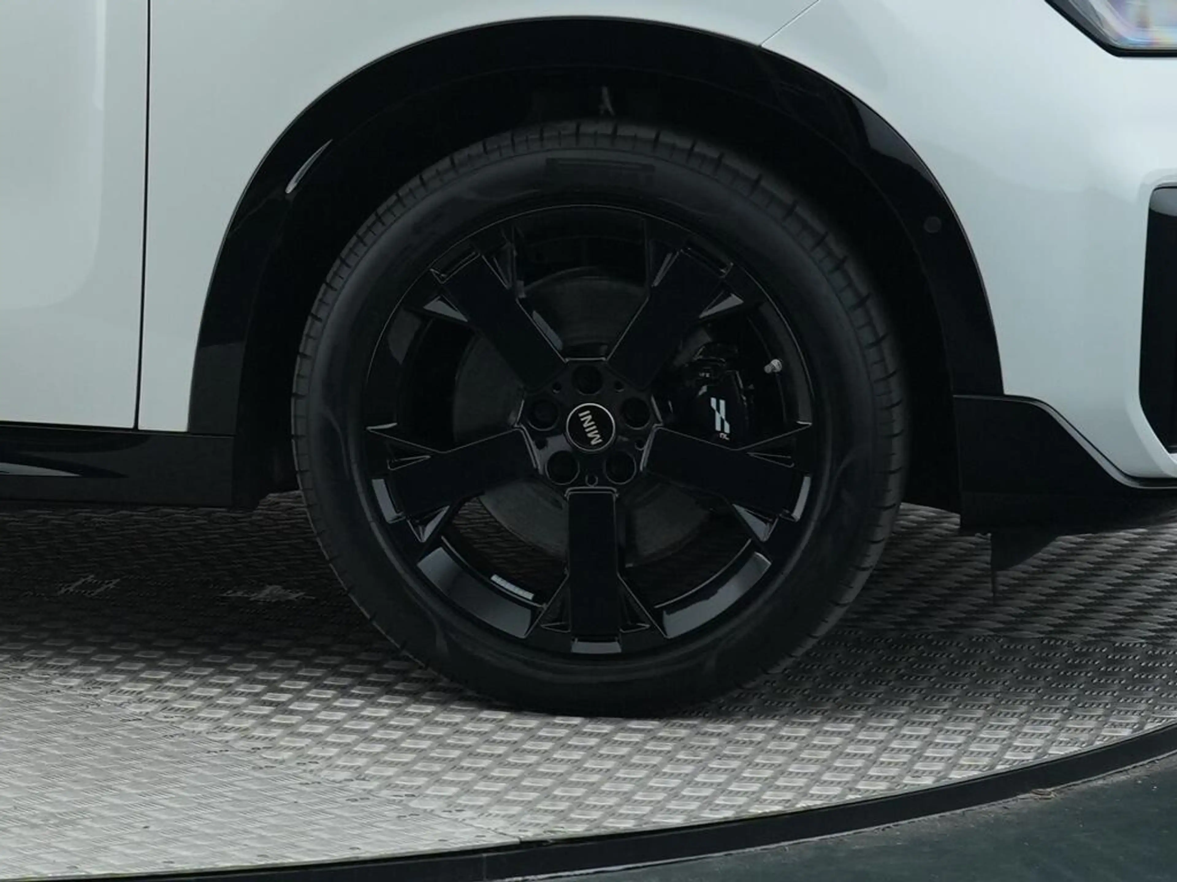 MINI Countryman E | Pakket L + John Cooper Works Uitvoering — photo 4