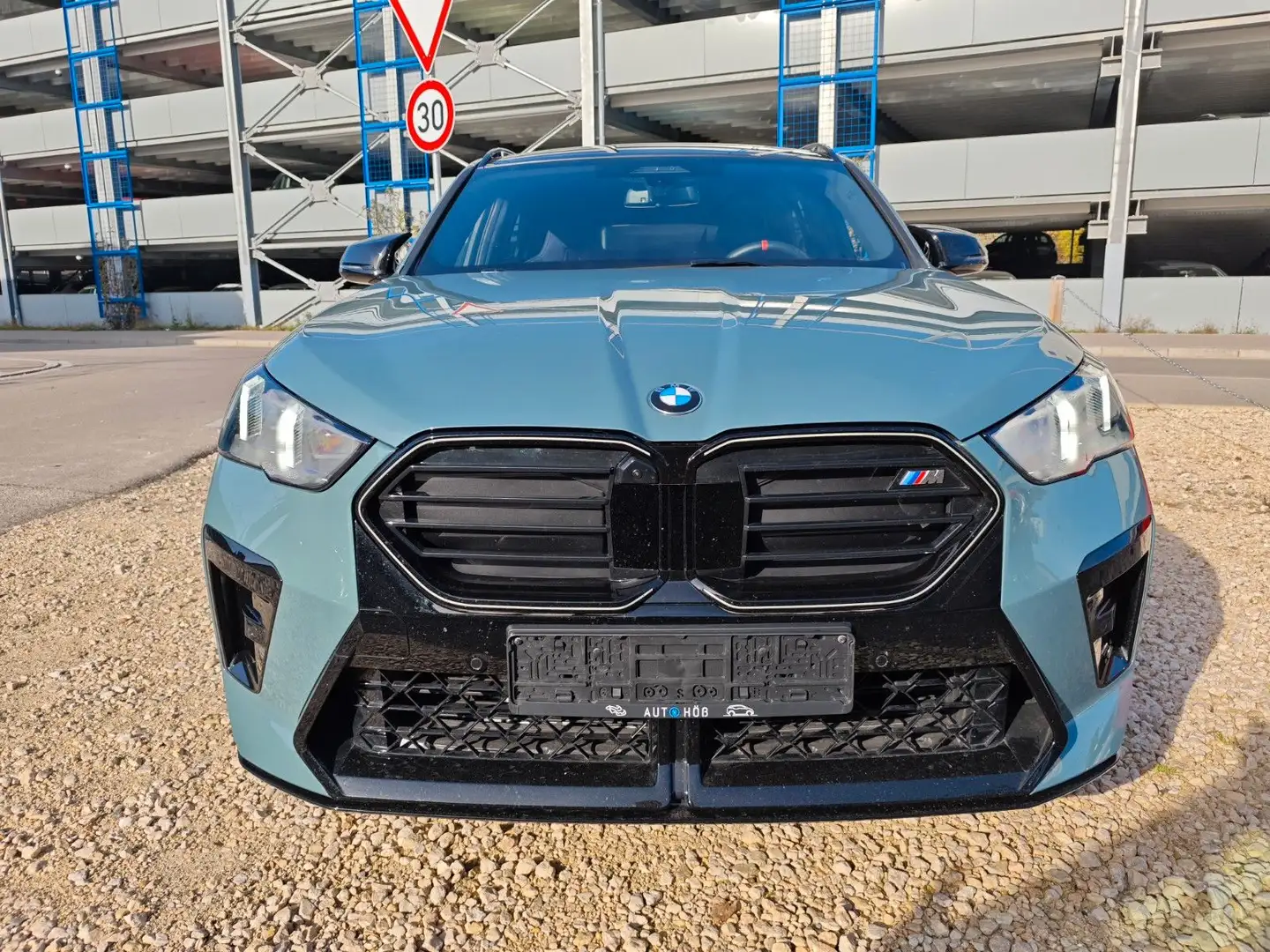 BMW X2 M35i xDrive Pro/Pano/MSitze/360°/AHK/21"/NP80 Vert - 2