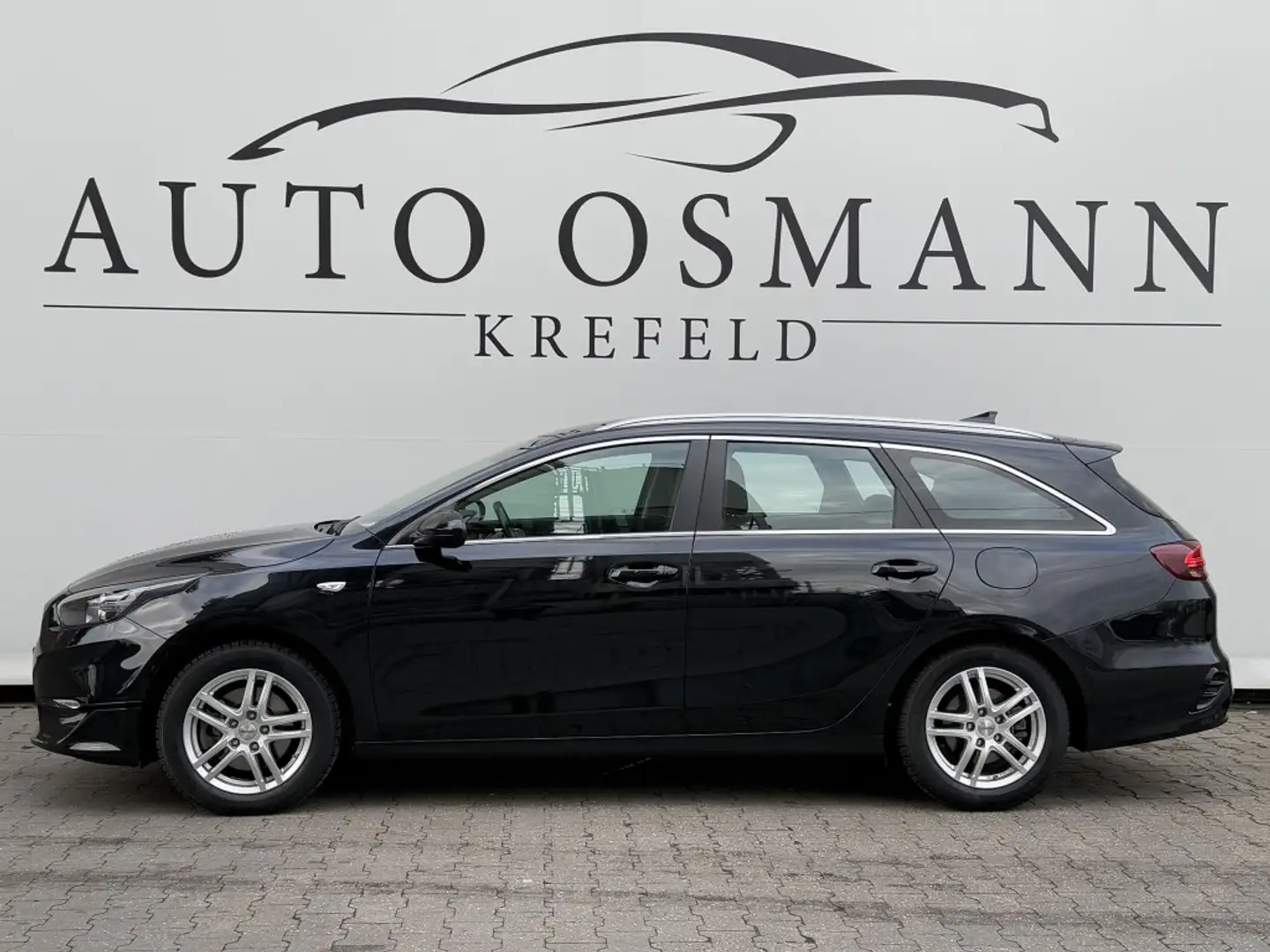 Kia Ceed / cee'd SW 1.6 CRDi (48V Mild-Hybrid) DCT7 Vision Fekete - 2